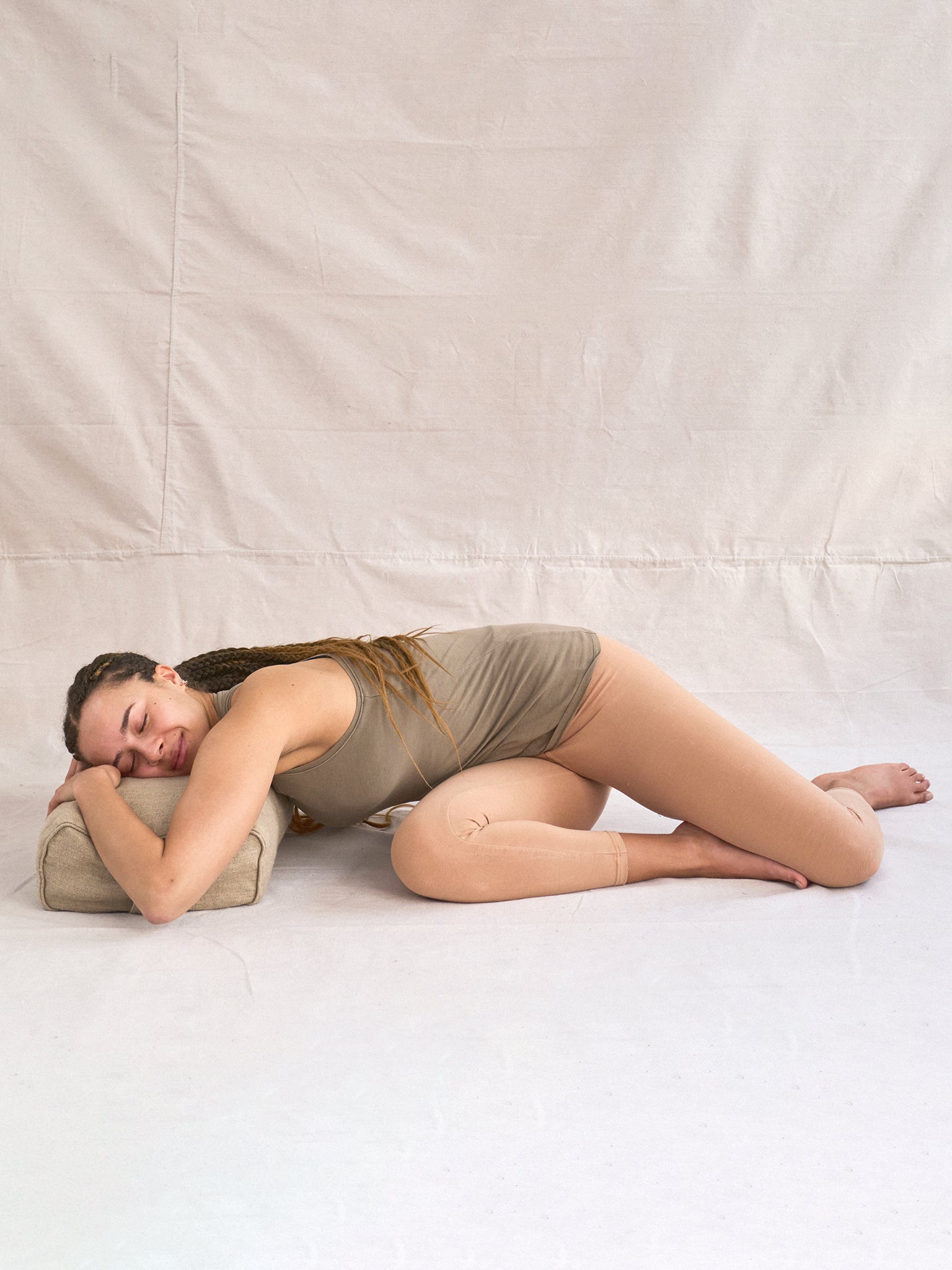 Yogamatters Natural Hemp Rectangular Buckwheat Bolster Pillow - Perfect for Yoga, Meditation & Relaxation Support