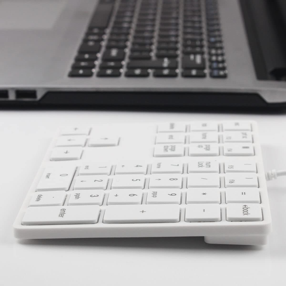 Qisan 34键迷你数字键盘多功能有线小键盘黑色Magicforce | 笔记本电脑数字键盘 | 电脑游戏键盘 | 笔记本电脑配件 | 白色Magicforce | 适用于办公、财务、数据输入和游戏场景