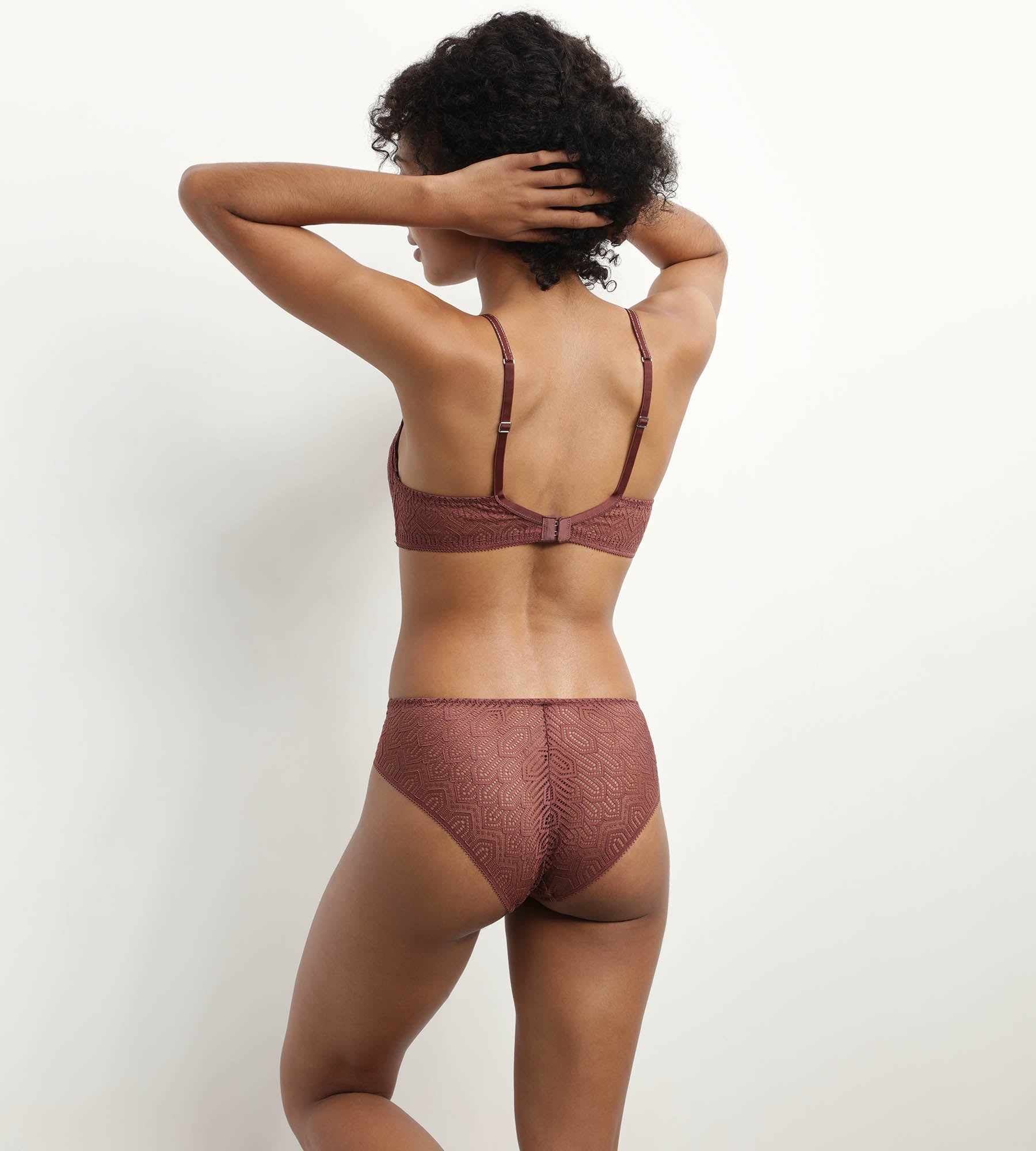 Dim Women's Supportive Underwire Lace Bra in Cacao - Comfortable Full Coverage for Everyday Wear & Workout