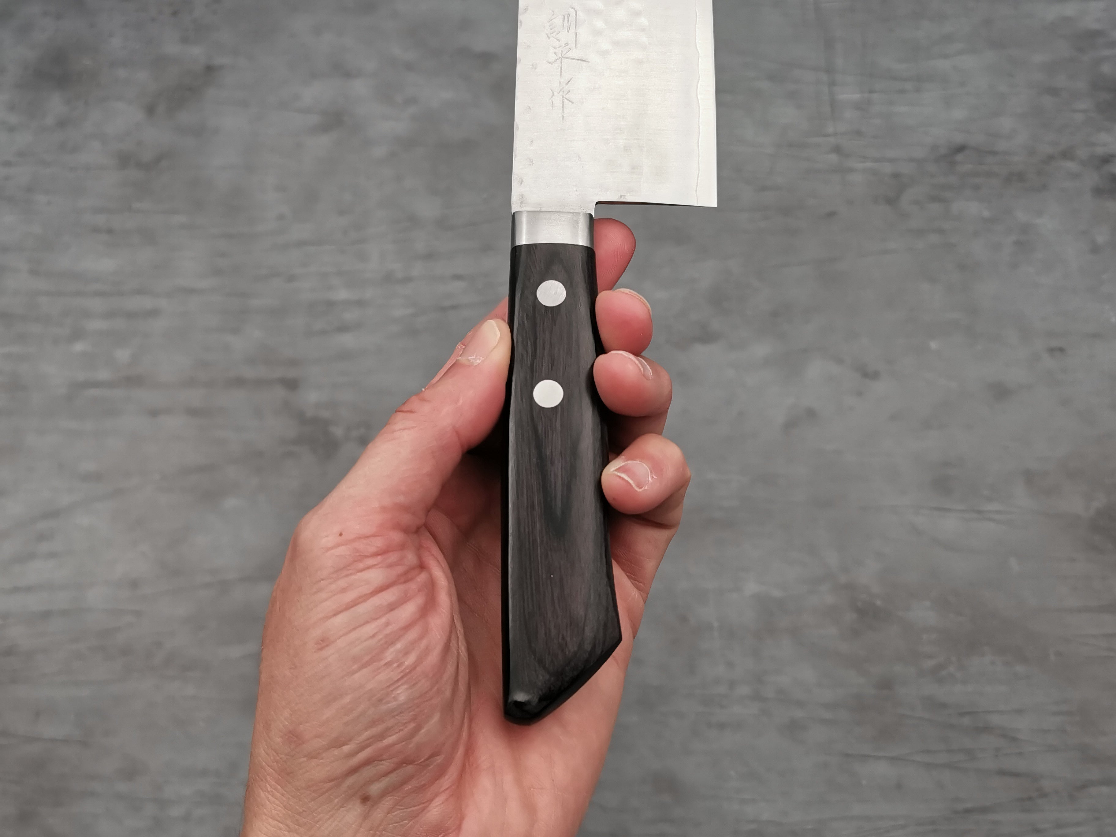 Masutani V1 Nakiri Japanese Vegetable Knife - High Carbon Stainless Steel Blade for Precise Chopping, Slicing, and Dicing - Perfect for Home Chefs and Professional Kitchens