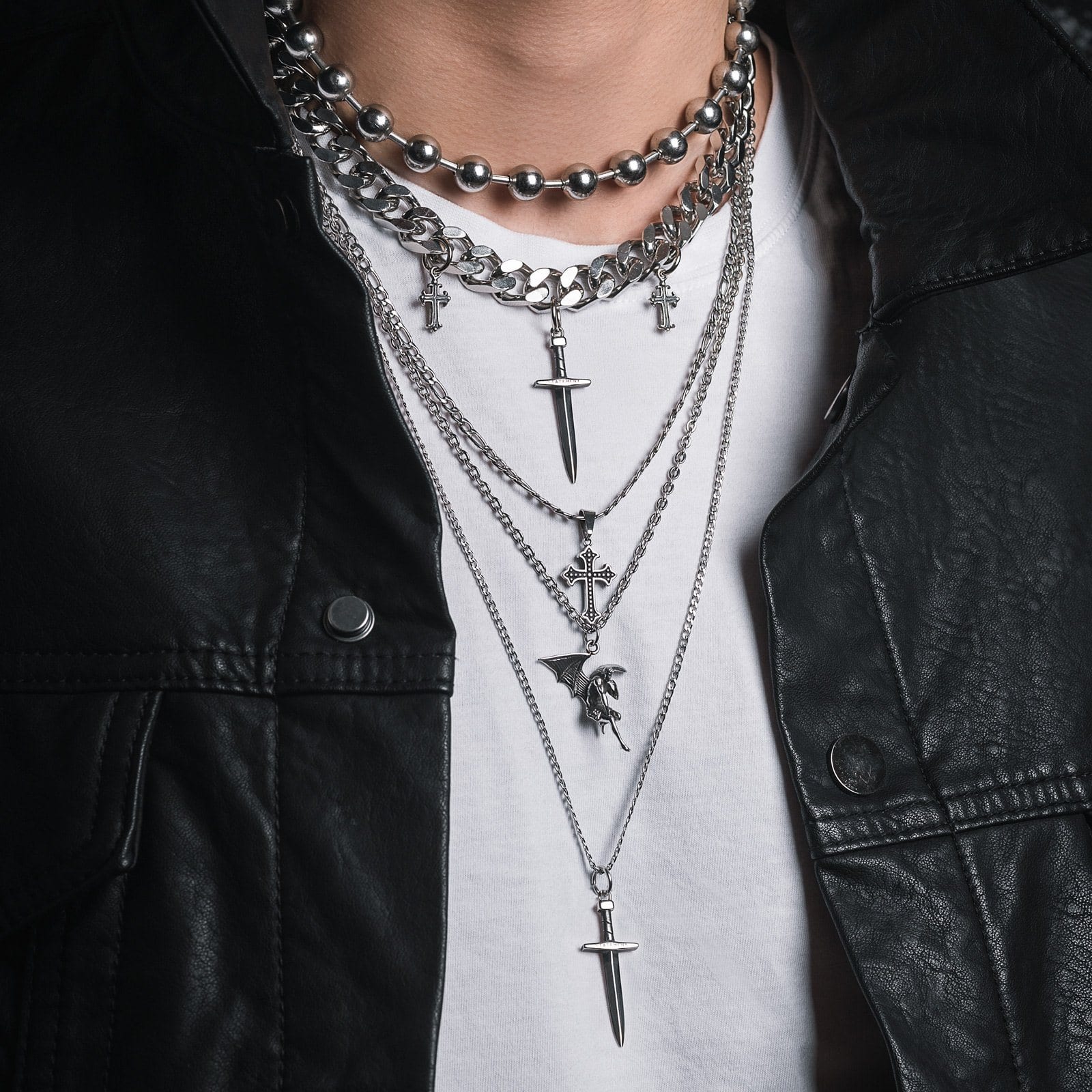 Stylish Dagger Pendant Necklace for Men - Gothic Punk Jewelry for Everyday Wear & Special Occasions