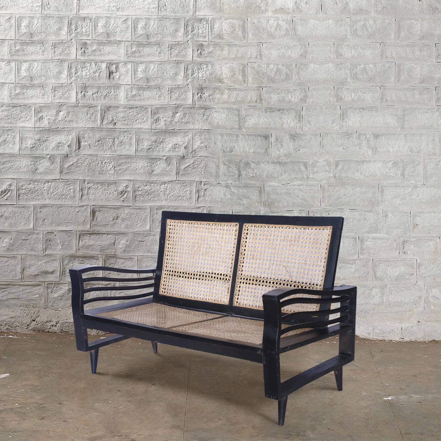 Modern Black Loveseat with Wavy Arms - Stylish Small Couch for Living Room, Bedroom or Office - Perfect for Apartments and Cozy Spaces