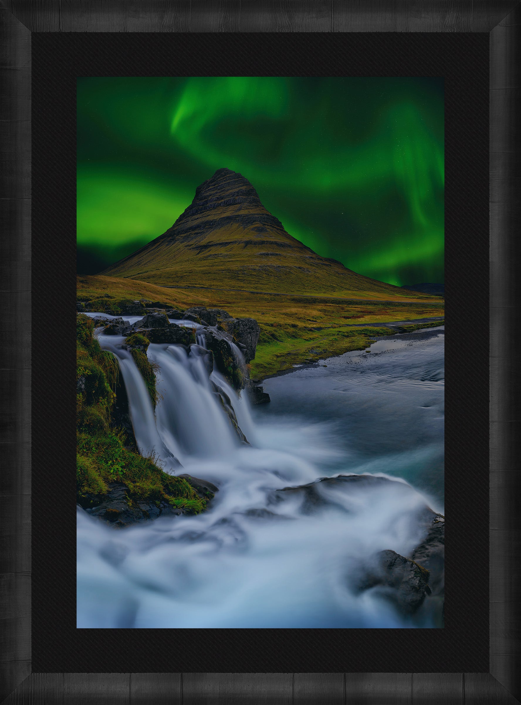 Aurora Nights - Stunning Northern Lights Projector for Bedroom & Relaxation | Perfect for Meditation, Sleep Aid, and Home Decor