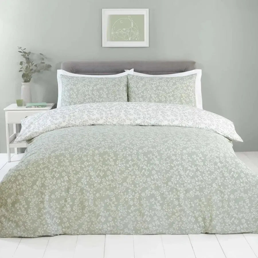 Premium Sade Duvet Cover Set - Soft Green Luxury Bedding, Queen Size, 3-Piece Set for Cozy & Stylish Bedroom Decor - Perfect for Master Bedroom, Guest Room & Dormitory