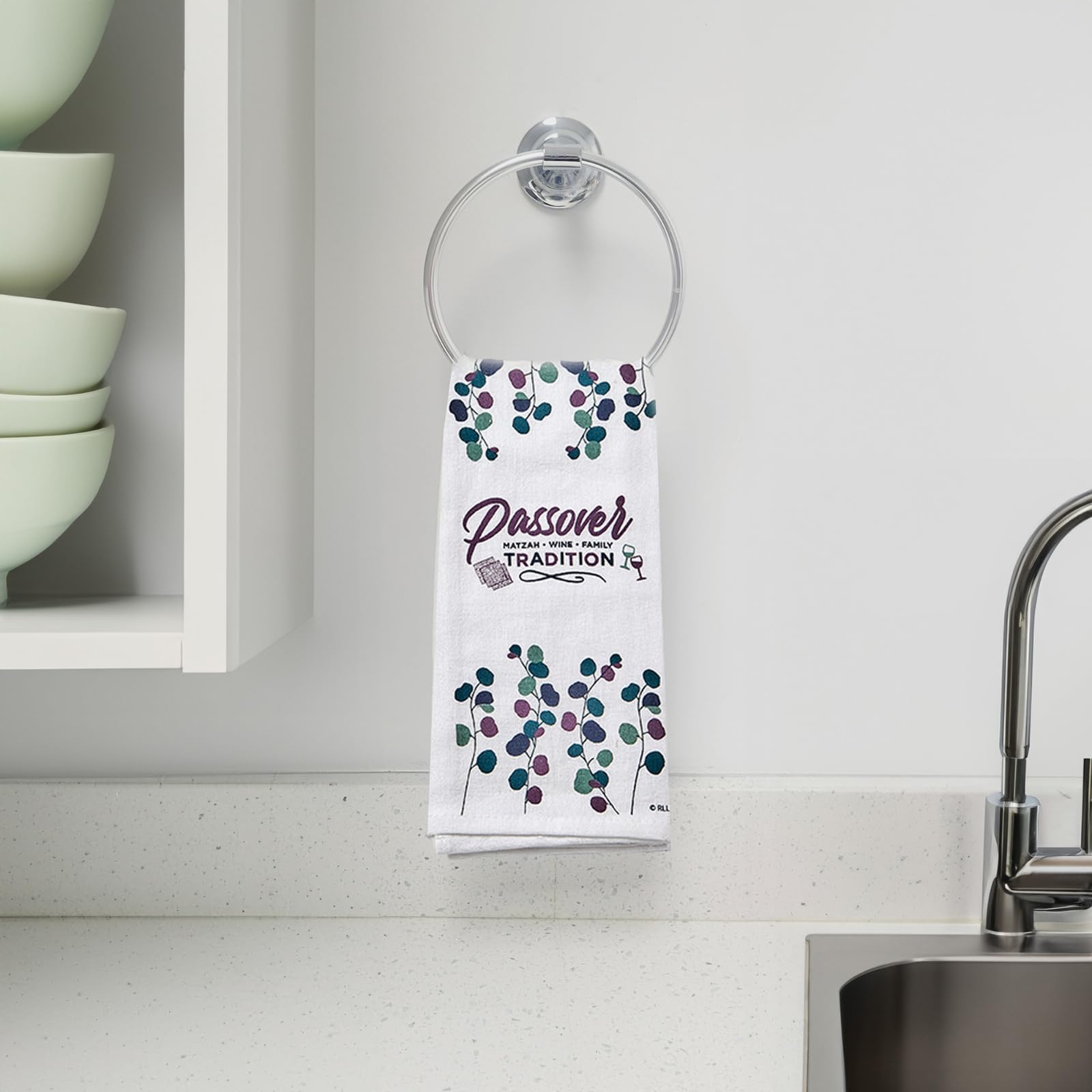 Rite Lite Passover Hostess Gift - Stylish & Elegant Hand Towel for Jewish Holiday Party & Pesach Seder | Kitchen Table Decor & Spring Blossoms Design | Perfect for Home Entertaining & Holiday Gatherings