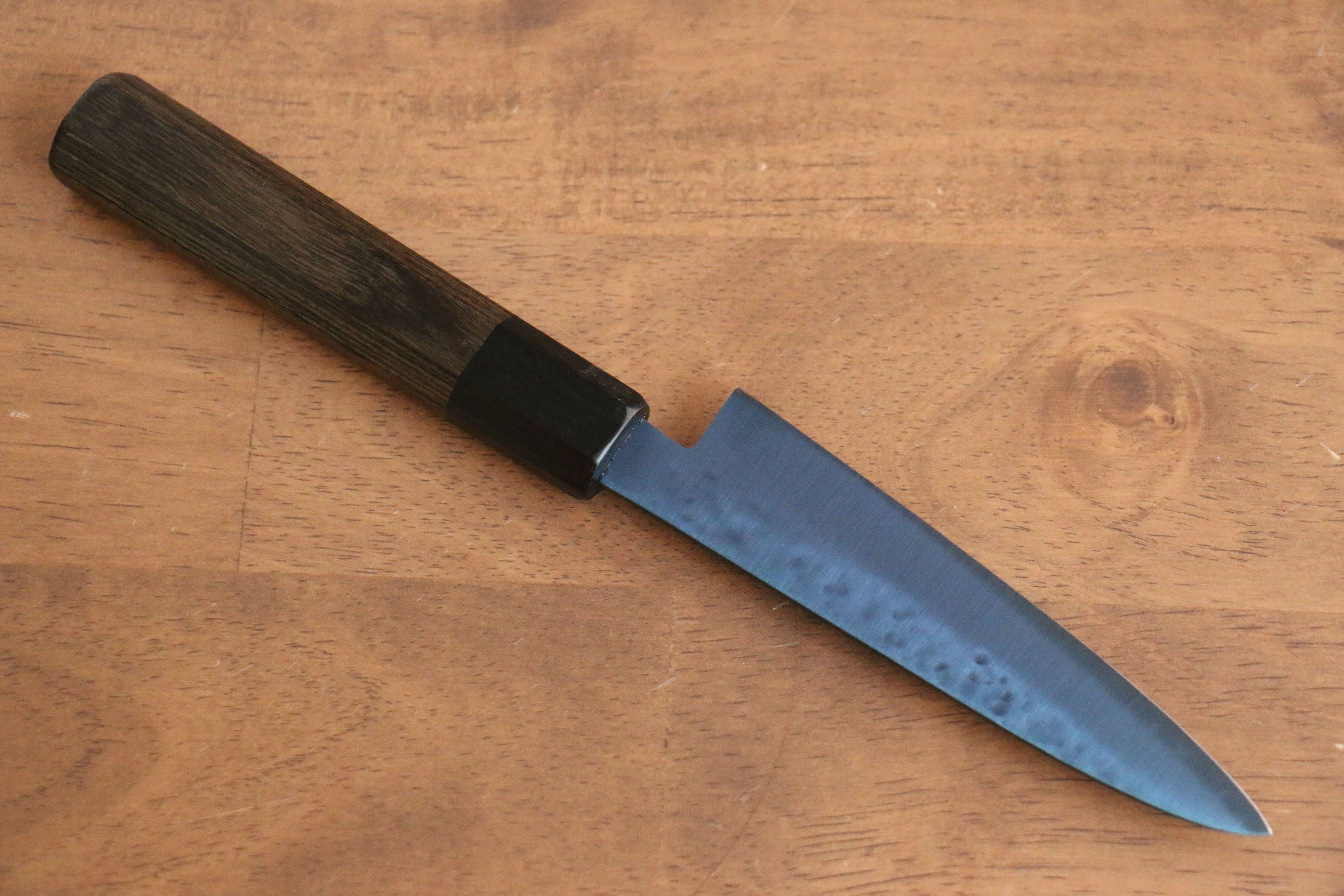 Seisuke SK 85 Hammered Petty Utility Knife 120mm - Ion Plated Blade with Gray Pakka Wood Handle - Perfect for Slicing, Chopping & Kitchen Prep