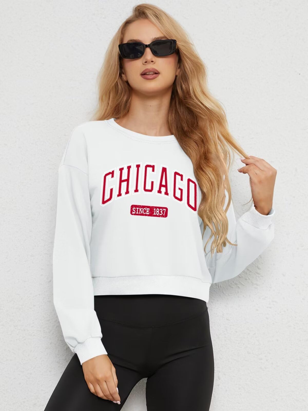 ORANDESIGNE Women's Cropped Graphic Crewneck Sweatshirt - Letter Print Long Sleeve Pullover, Casual Loose Fit Tops for Streetwear & Lounge Wear