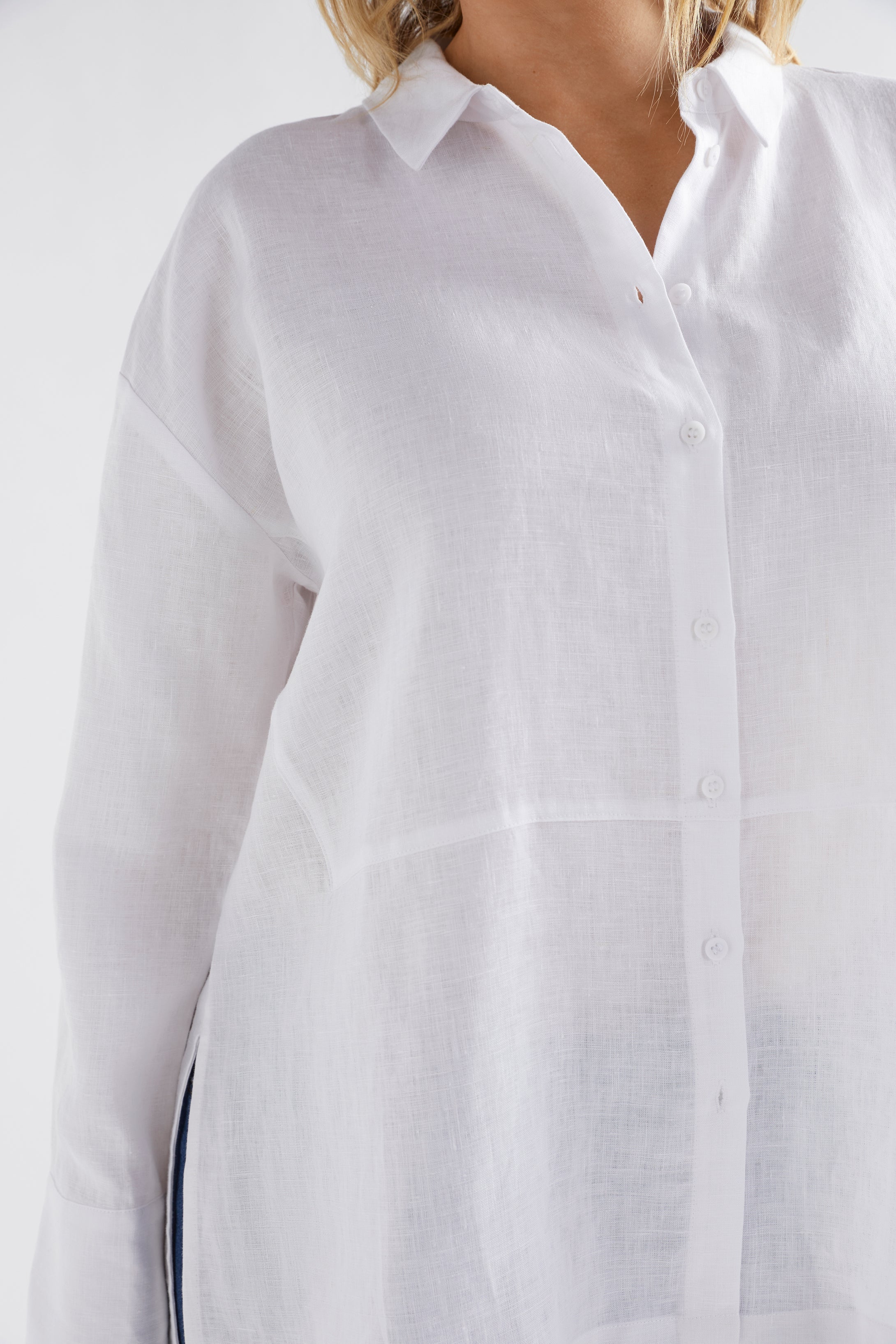 Stylish Men's Linen Shirt - Breathable Summer Casual Button Down Shirt for Outdoor Activities & Beach Vacations