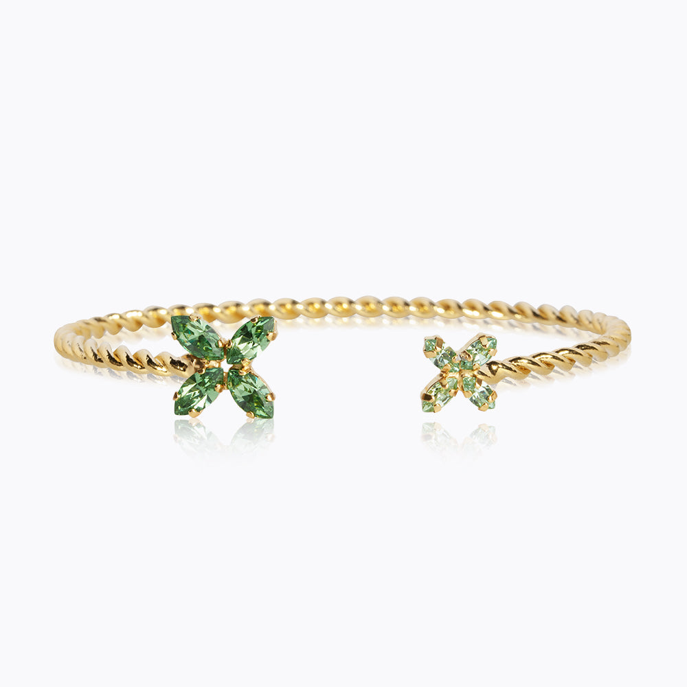 Peridot Crystal Star Bracelet - Elegant Healing Jewelry for Women | Perfect for Meditation, Yoga & Spiritual Gifts