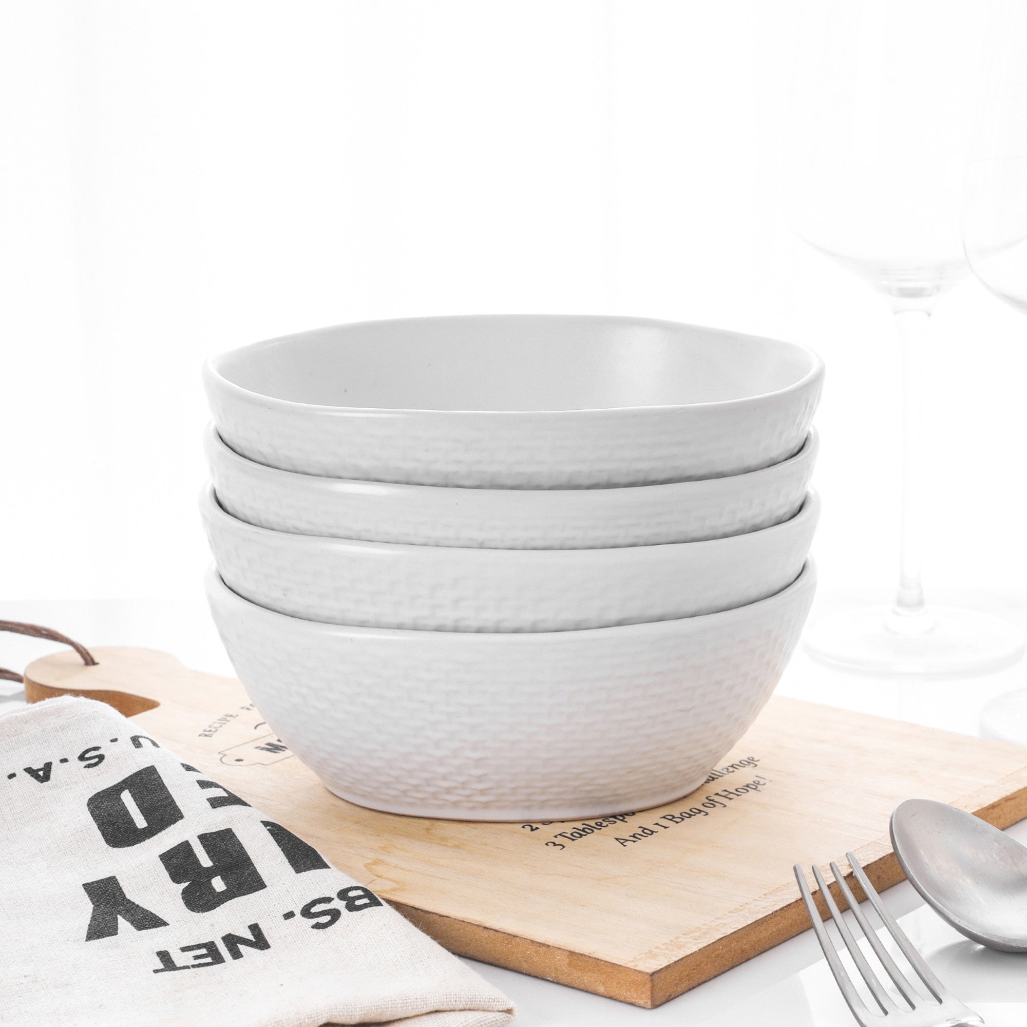 Premium White Stoneware Bowl - Abigael Elegant Ceramic Serving Bowl for Soup, Salad & Pasta | Microwave & Dishwasher Safe | Perfect for Dining, Entertaining & Home Decor