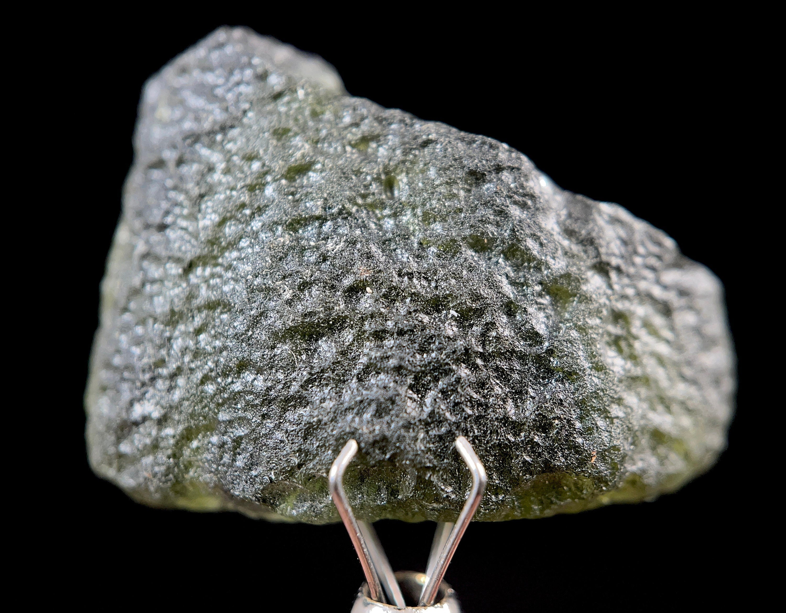4.1g Genuine Raw Moldavite Crystal Stone - Natural Green Moldavite for Jewelry Making, Meditation & Energy Healing (51508)