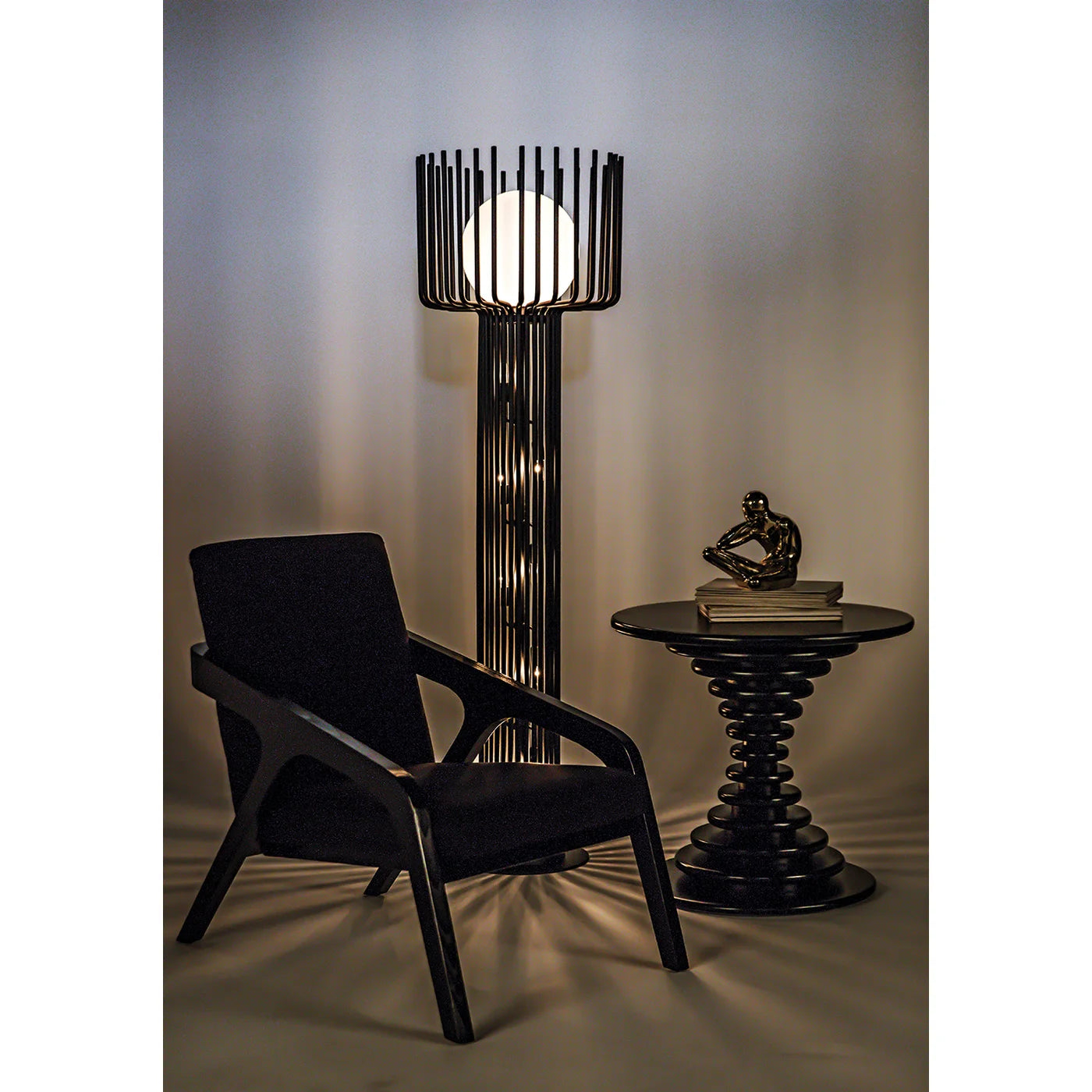 28x28x25h Round Turn Table - Perfect for Home Decor, Office, and Party Events