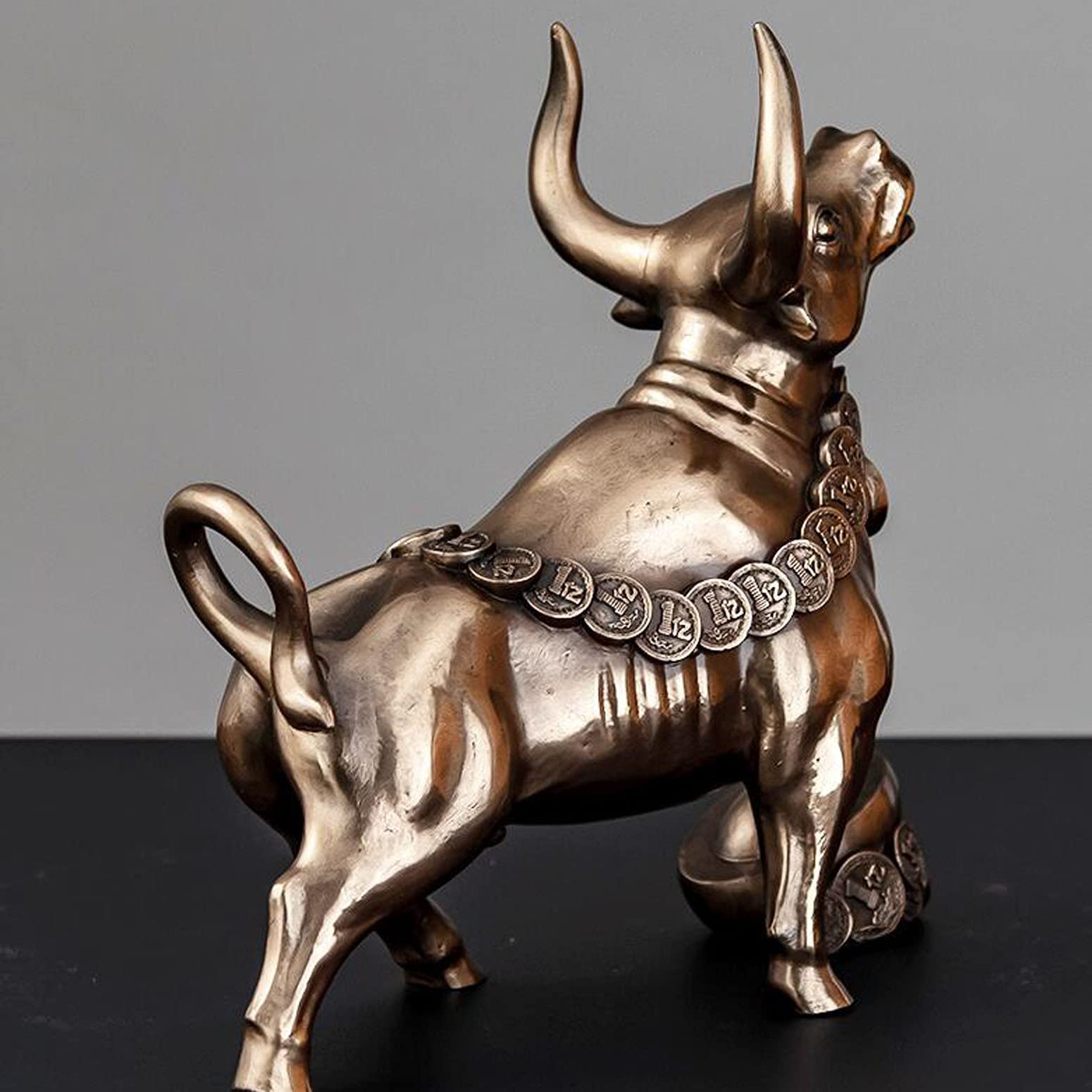 LGYKUMEG Bronze Bull Statue - Resin Bull & Bear Figurine for Home & Office Decor - 27 x 13 x 27cm - Perfect for Living Room, Bedroom, Study, Wine Cabinet & Office Art Collection - Feng Shui Wealth Symbol & Gift Idea