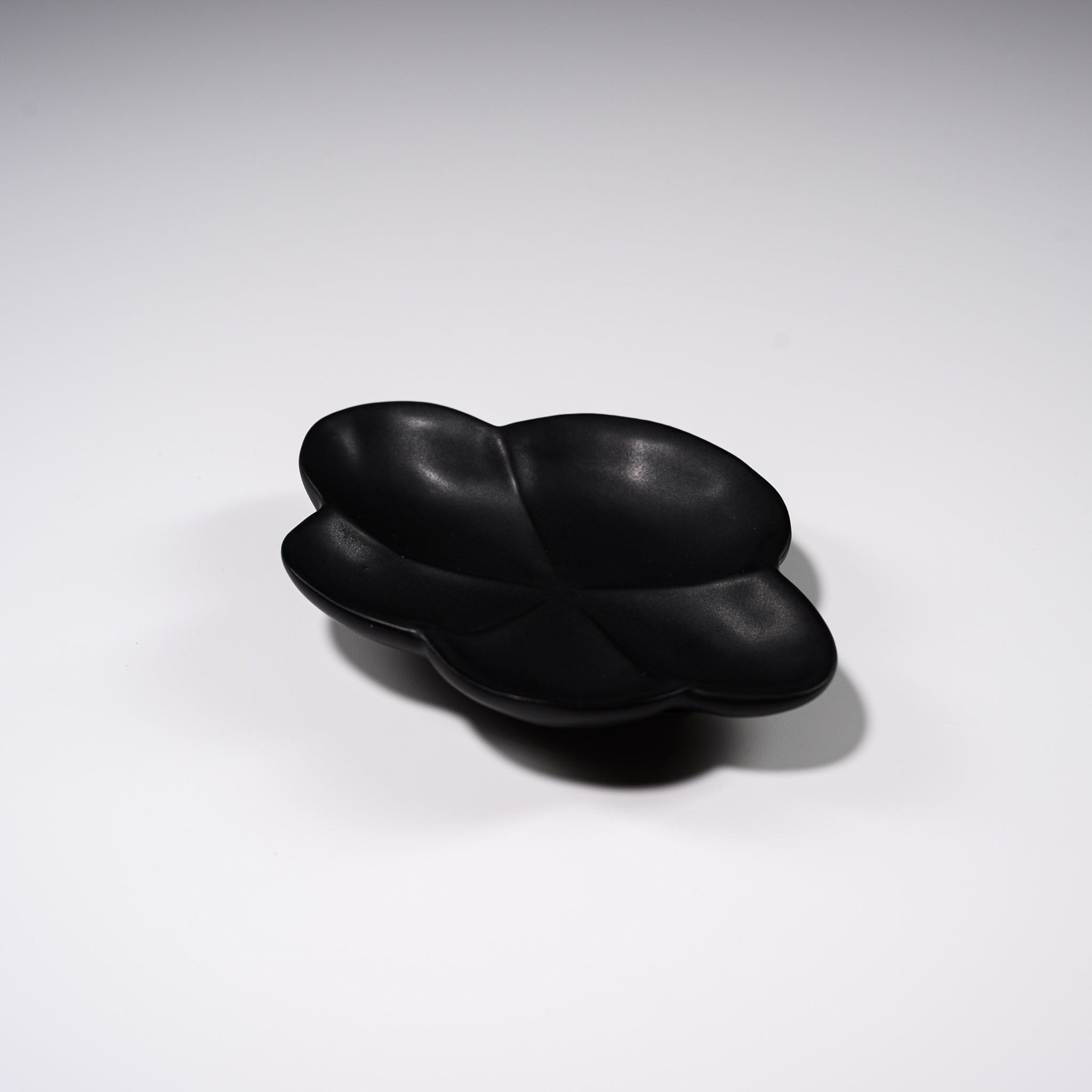 Handmade Usukiyaki Plum Small Dish - Japanese Ceramic Appetizer Plate for Sushi, Soy Sauce & Condiments