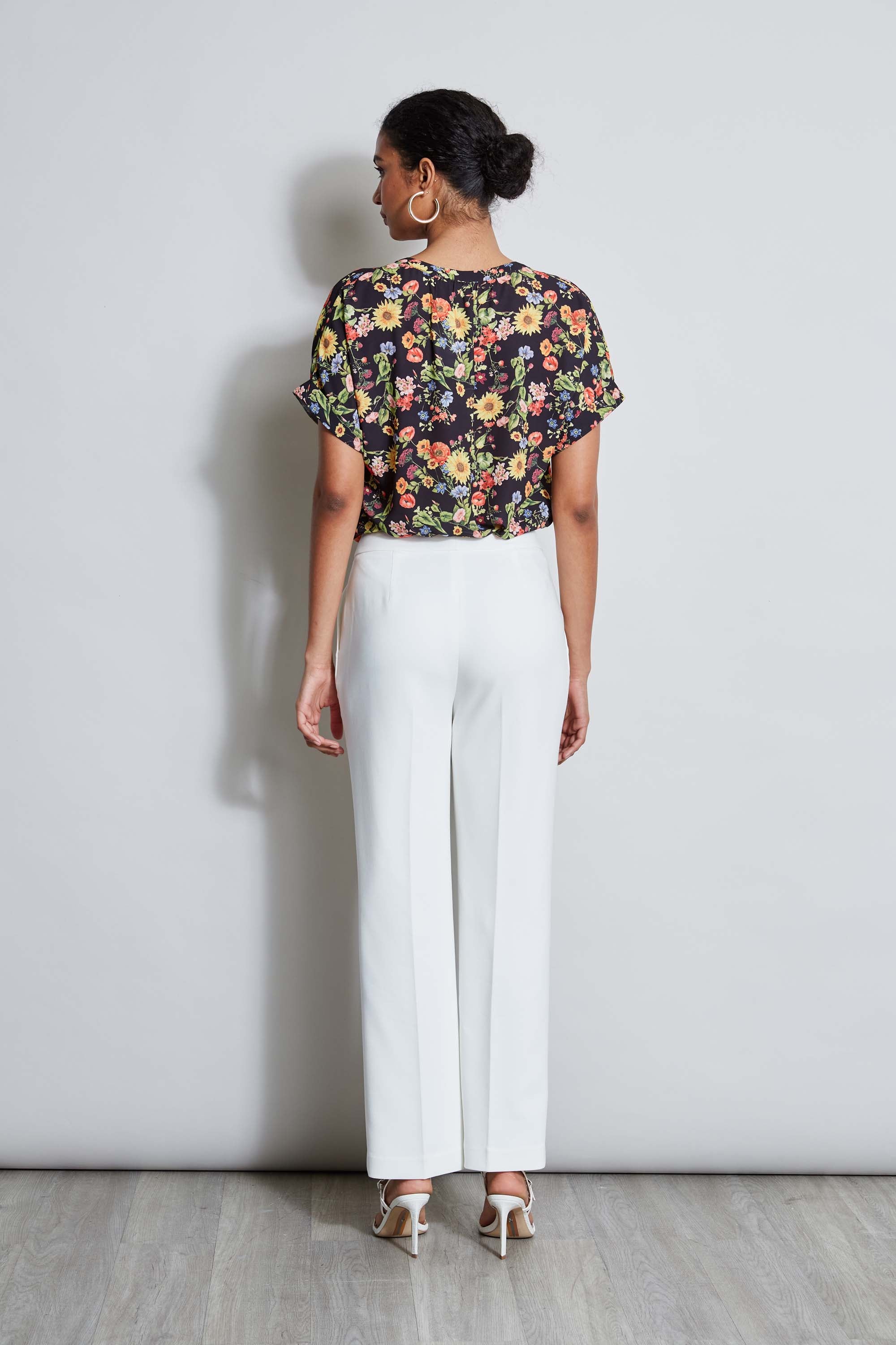 Tahari Sunray Garden Short Sleeve Shirt for Women - Floral Print Casual Blouse - Perfect for Office, Summer Outfits & Garden Parties