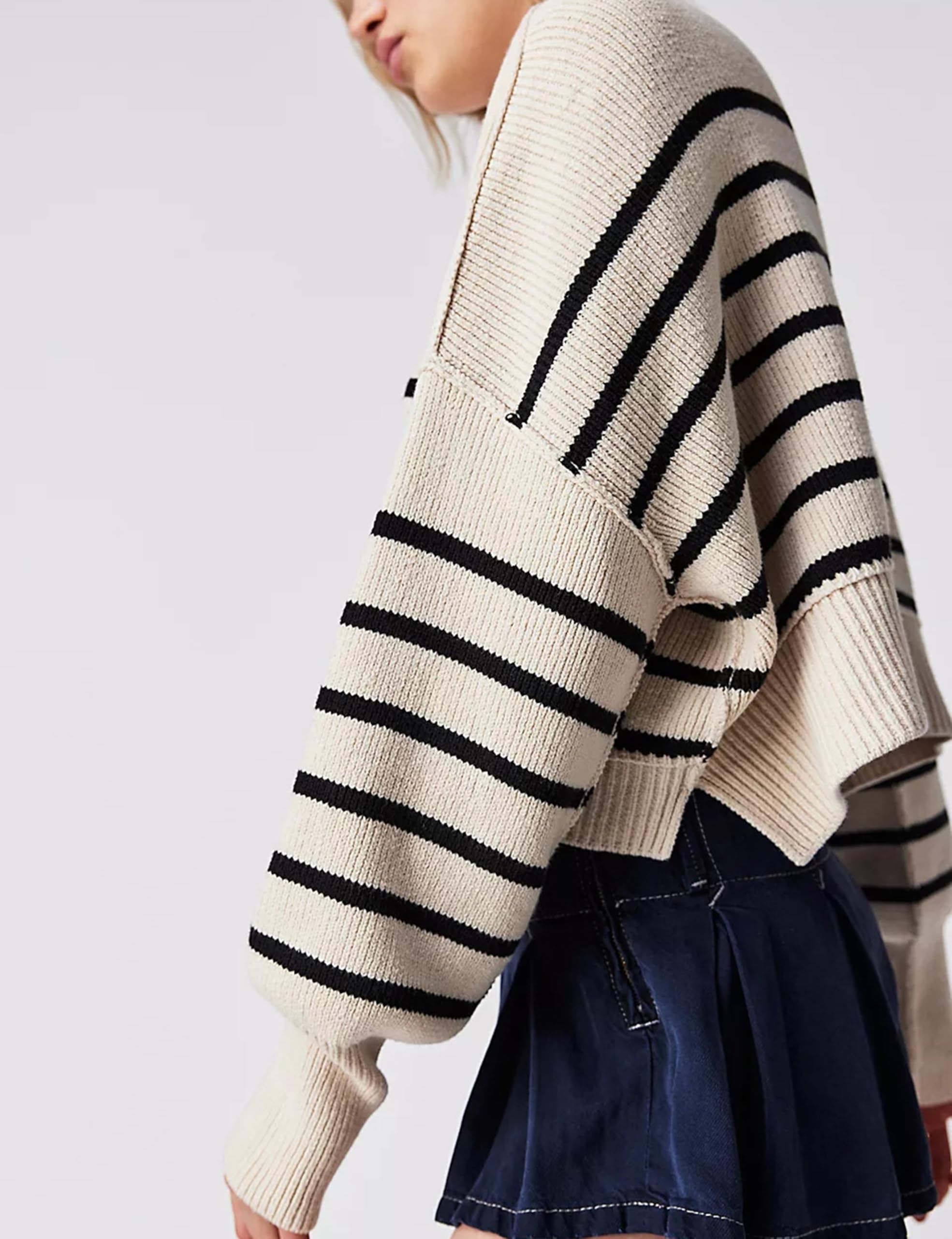 UANEO Women's Striped Cropped Pullover Sweater - Long Sleeve Knit Jumper Top for Fall 2024 | Casual Outfit, Layering Piece & Streetwear Fashion