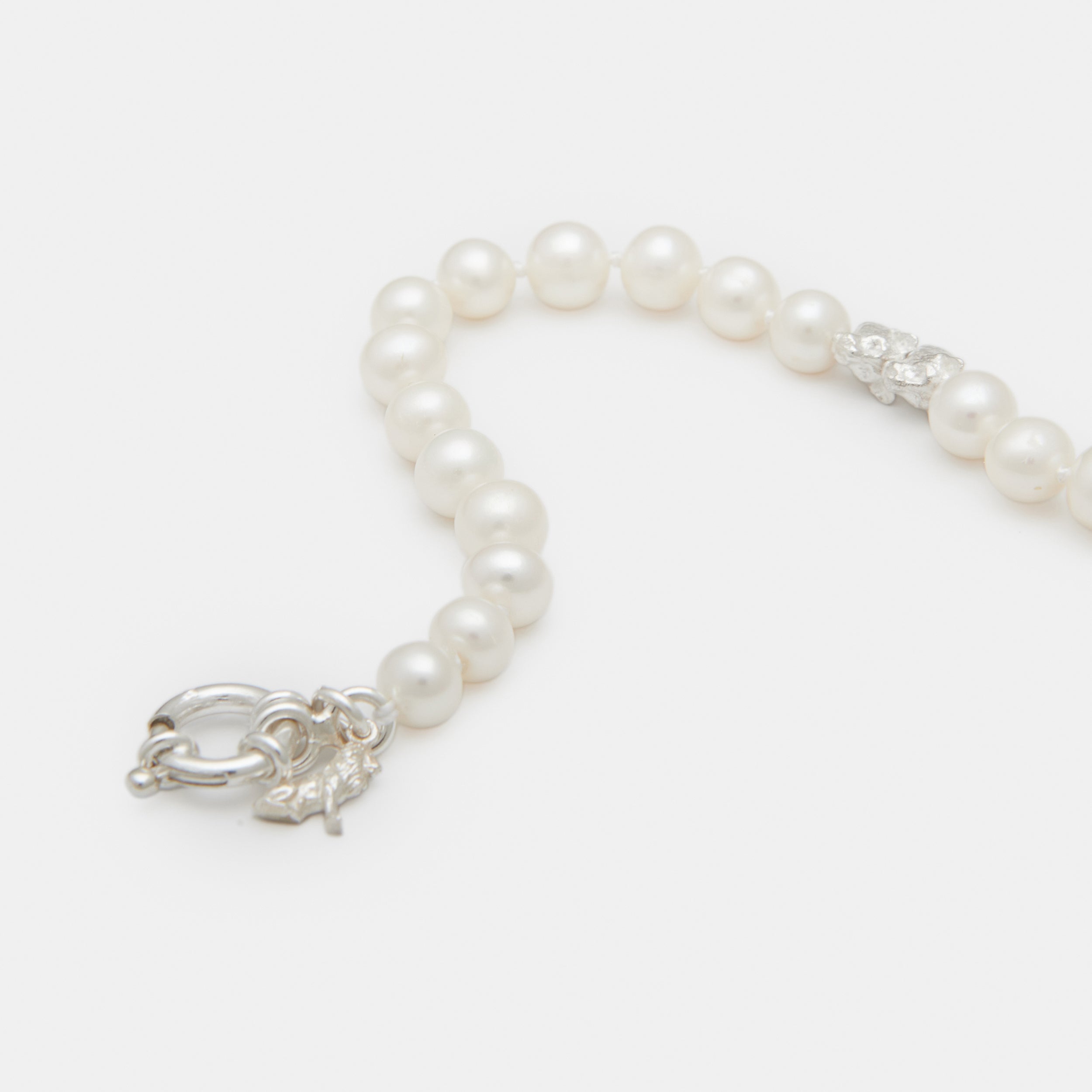 Louis II Pearl Bracelet in Sterling Silver - Elegant Jewelry Gift for Women, Perfect for Weddings & Special Occasions