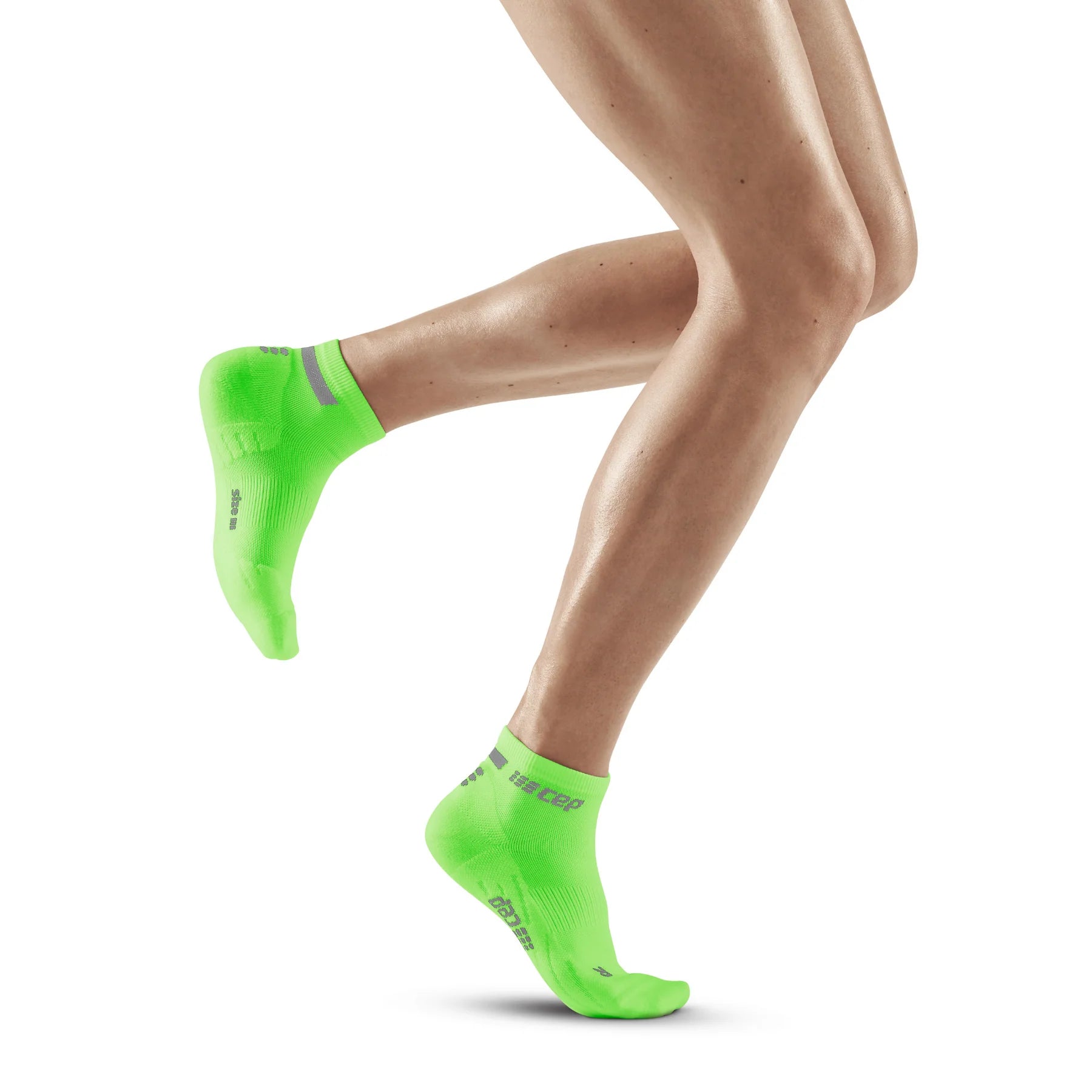 CEP Women's The Run Socks Low Cut v4 - Performance Running Socks for Women, Breathable & Supportive, Green - Perfect for Marathon Training & Everyday Jogging