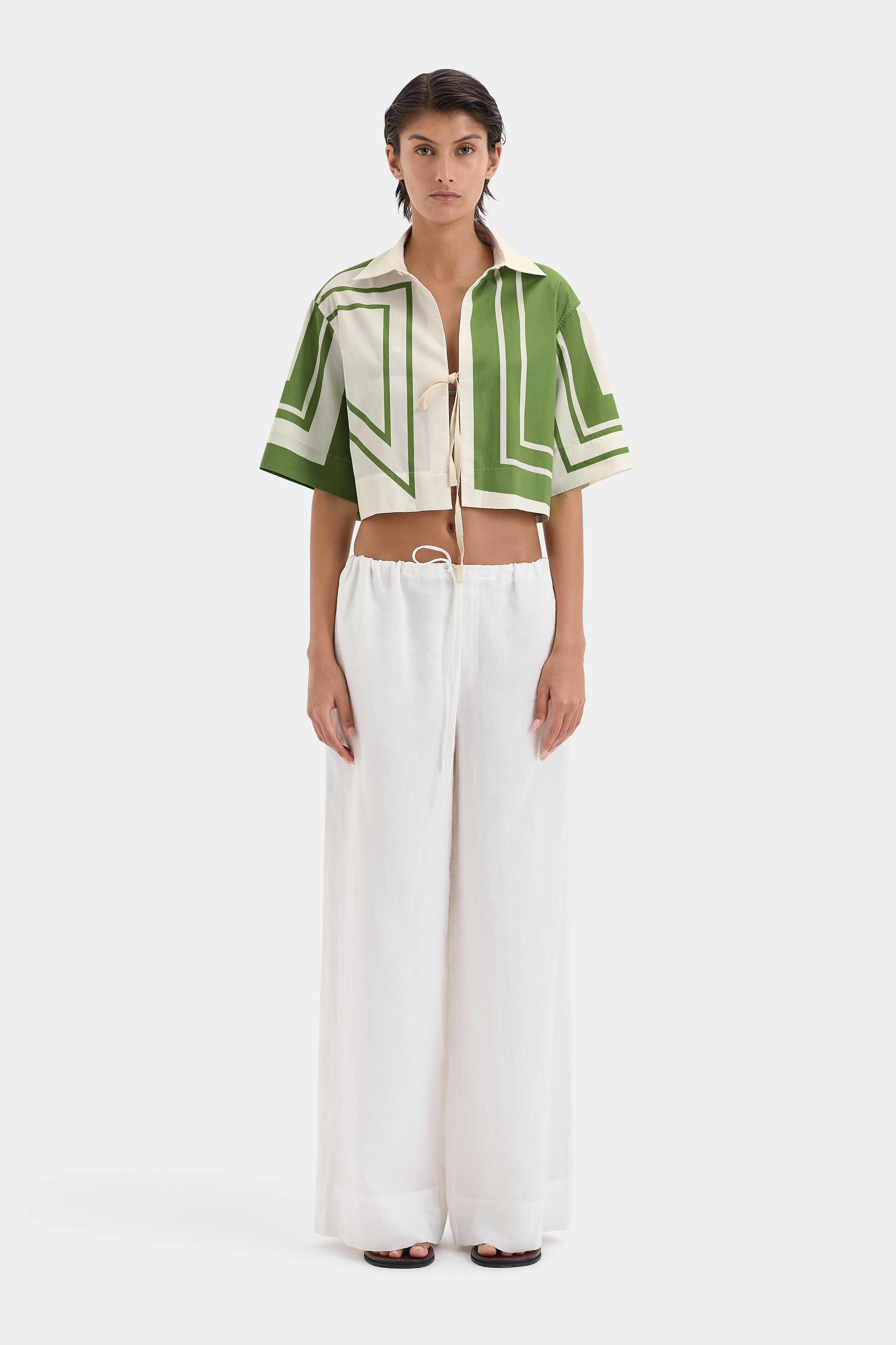 Carlo Cropped Shirt for Women | Trendy Short Sleeve Tops | Casual & Streetwear Style | Perfect for Summer Outfits, Beach Vacations & Music Festivals
