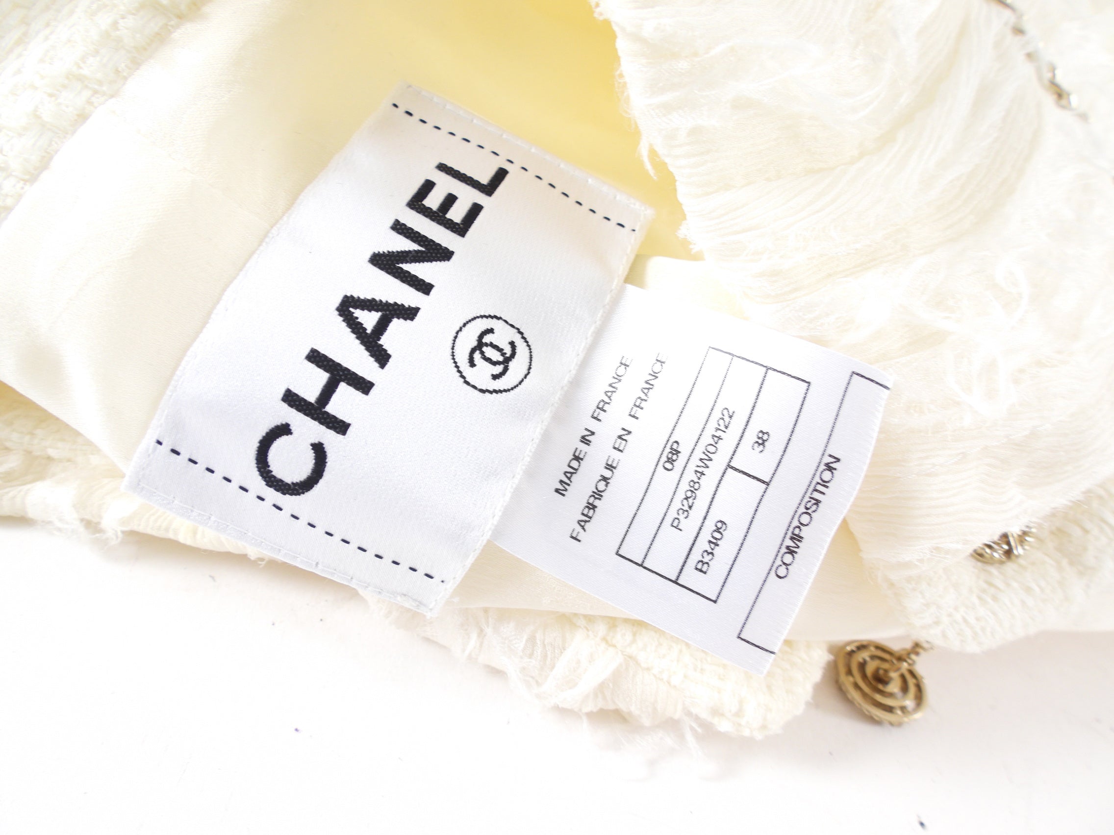 Chanel 08P Ivory Tweed Chain Trim Jacket - Women's Luxury Tweed Blazer with Gold Chain Detail, Size FR38/S (US Size 4-6) - Perfect for Office Wear, Cocktail Parties & Special Occasions