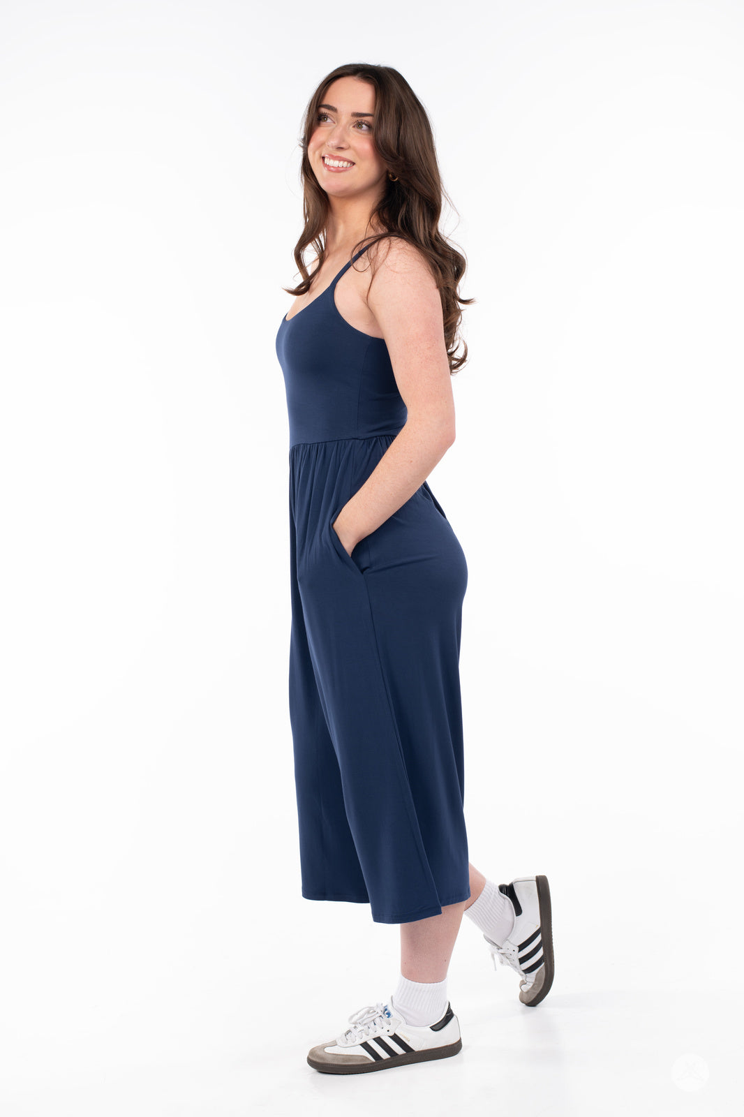 Stylish Cropped Wide Leg Jumpsuit for Women - Trendy Summer Romper with Pockets | Perfect for Beach, Vacation & Casual Outings