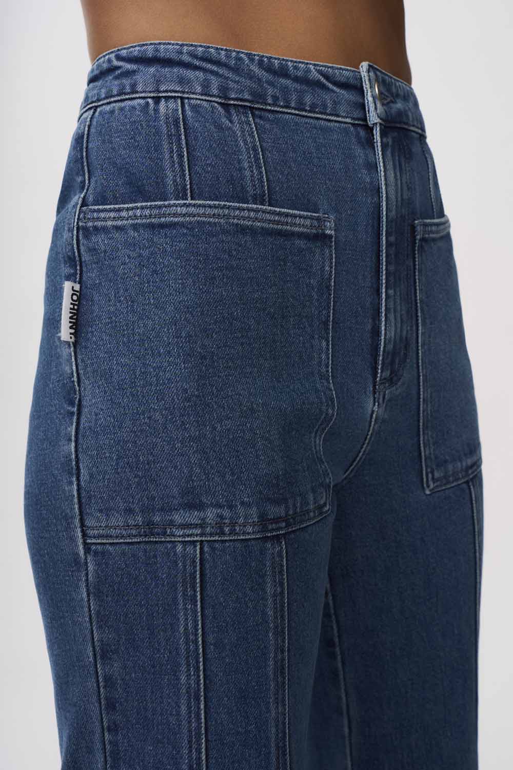 Della Women's Denim Wide Leg Jeans - Blue Wash Distressed High Waist Comfortable Stretch for Casual Outfits & Everyday Wear