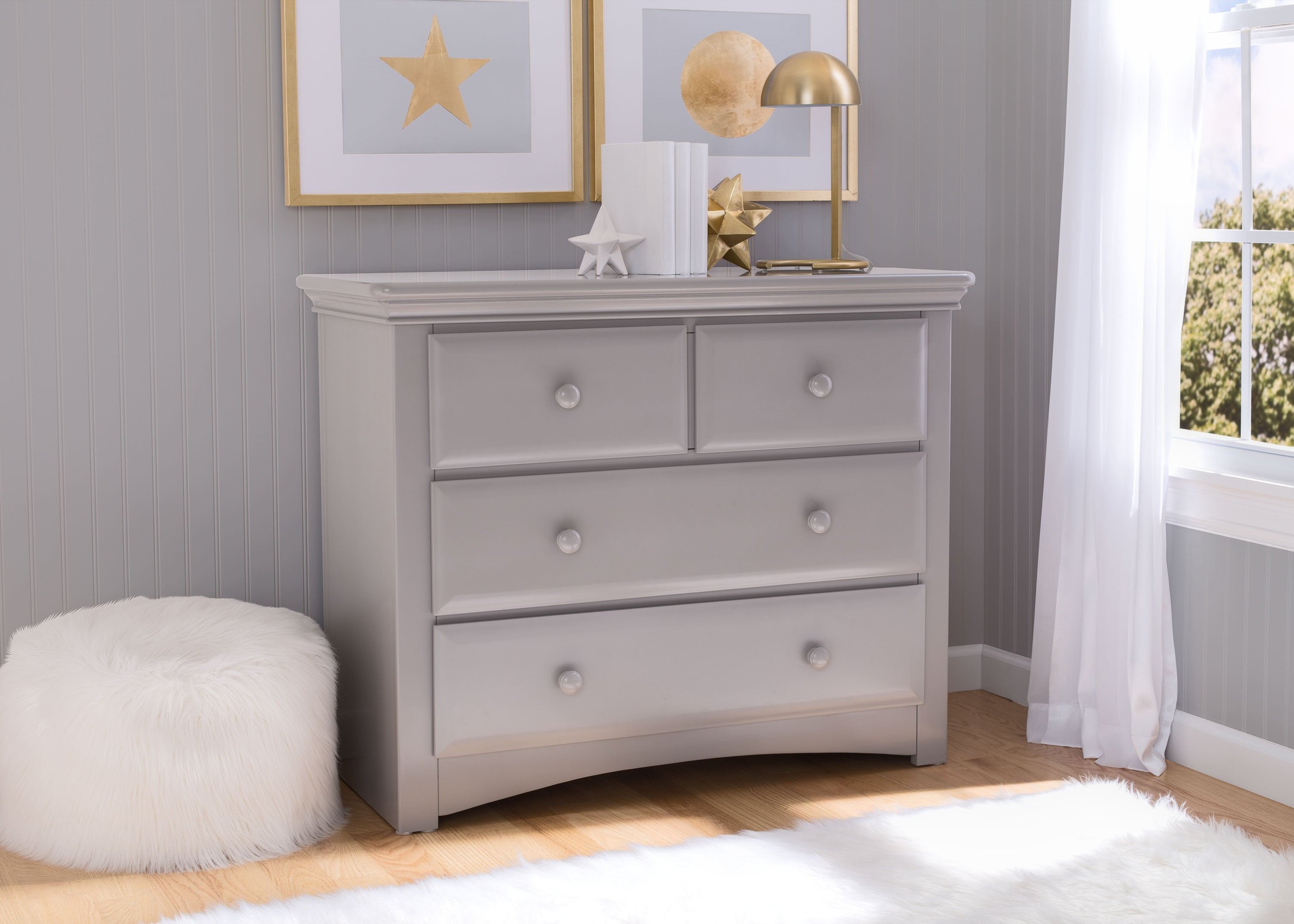 Grey (026)