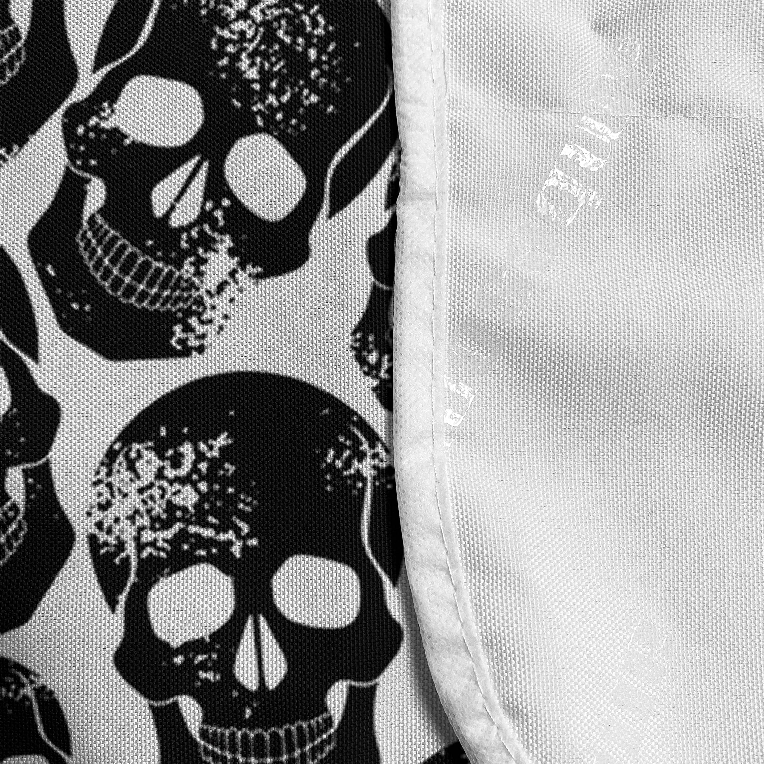 Ambesonne Gothic Microwave Oven Cover - Black & White Skull Design, Waterproof Kitchen Organizer with Pockets, 36 x 12 Inches - Perfect for Halloween Decor, Horror Themed Kitchens & Gothic Home Accessories