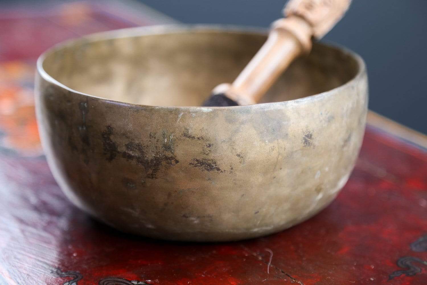 Healing Heart Chakra Singing Bowl - Antique Tibetan Meditation Bowl for Sound Therapy, Yoga & Spiritual Healing | Perfect for Meditation, Stress Relief & Energy Balancing