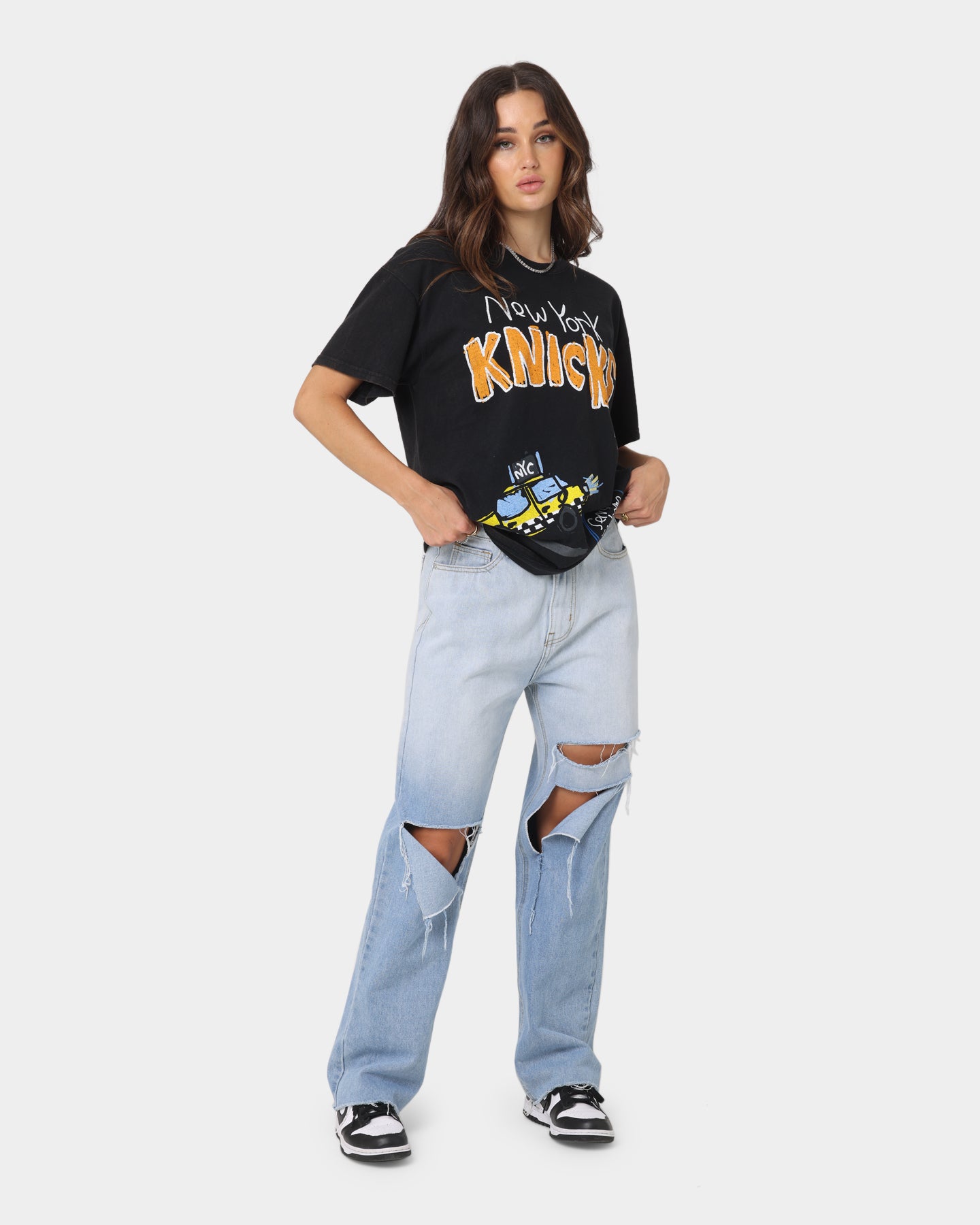 New York Knicks T-Shirt for Men - NBA Basketball Fan Apparel - Black Wash Cotton Tee - Perfect for Game Day, School, and Casual Wear