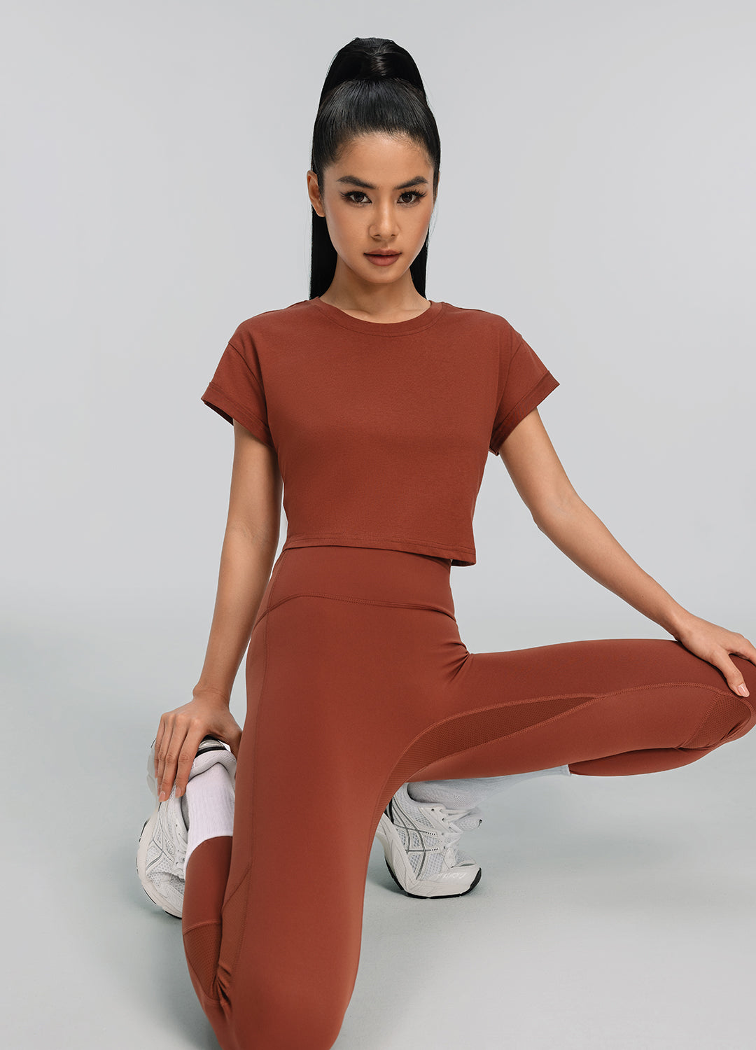 Cropped Cotton T-Shirt for Women - Soft & Comfortable Short Sleeve Tee - Perfect for Casual Wear, Summer Outfits & Layering