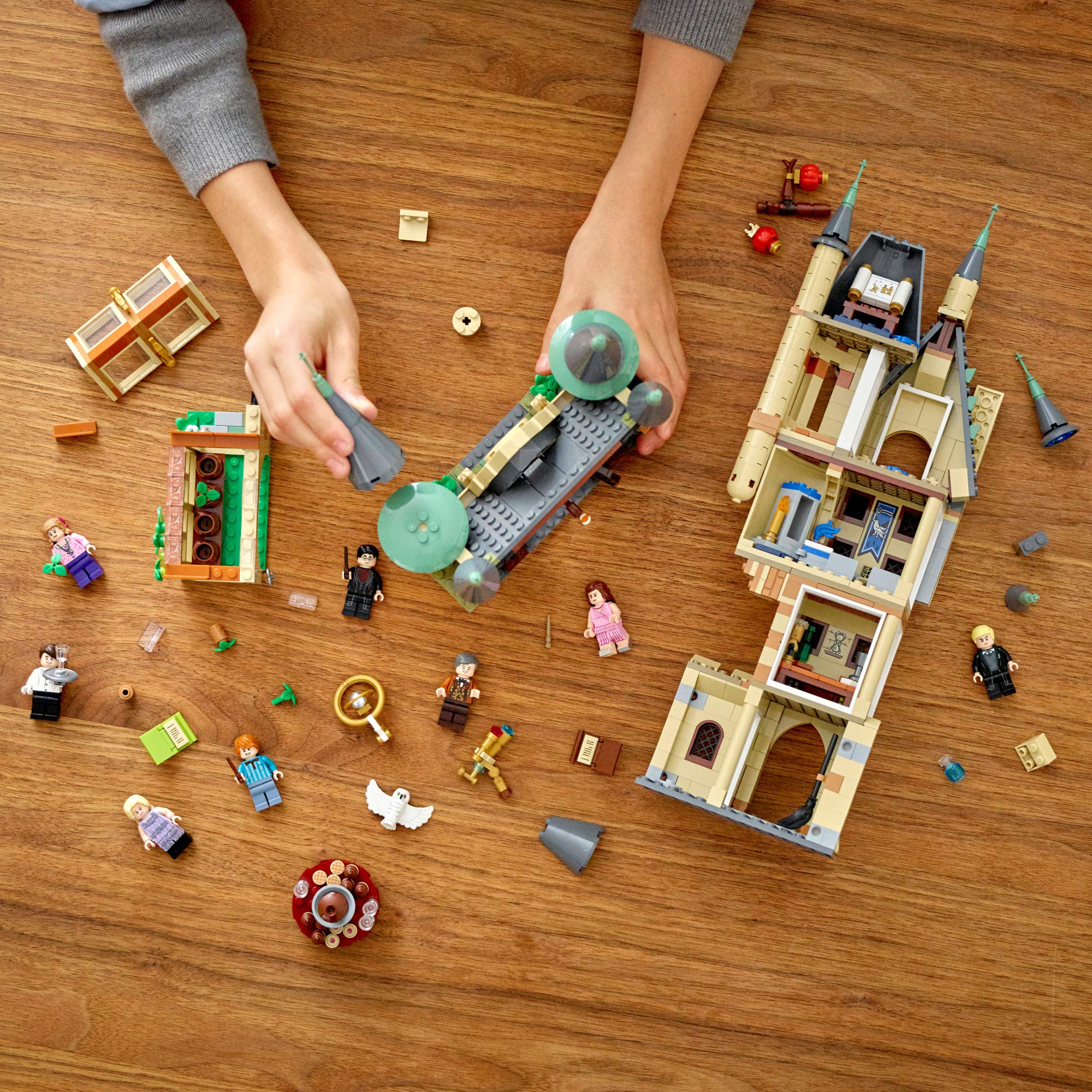 LEGO Harry Potter Hogwarts Astronomy Tower 75969 Building Set - 8 Minifigures Including Harry Potter & Draco Malfoy | Wizarding World Castle Playset | STEM Educational Toy for Kids | Perfect Birthday Gift for Boys & Girls | Creative Play & Collectible Display