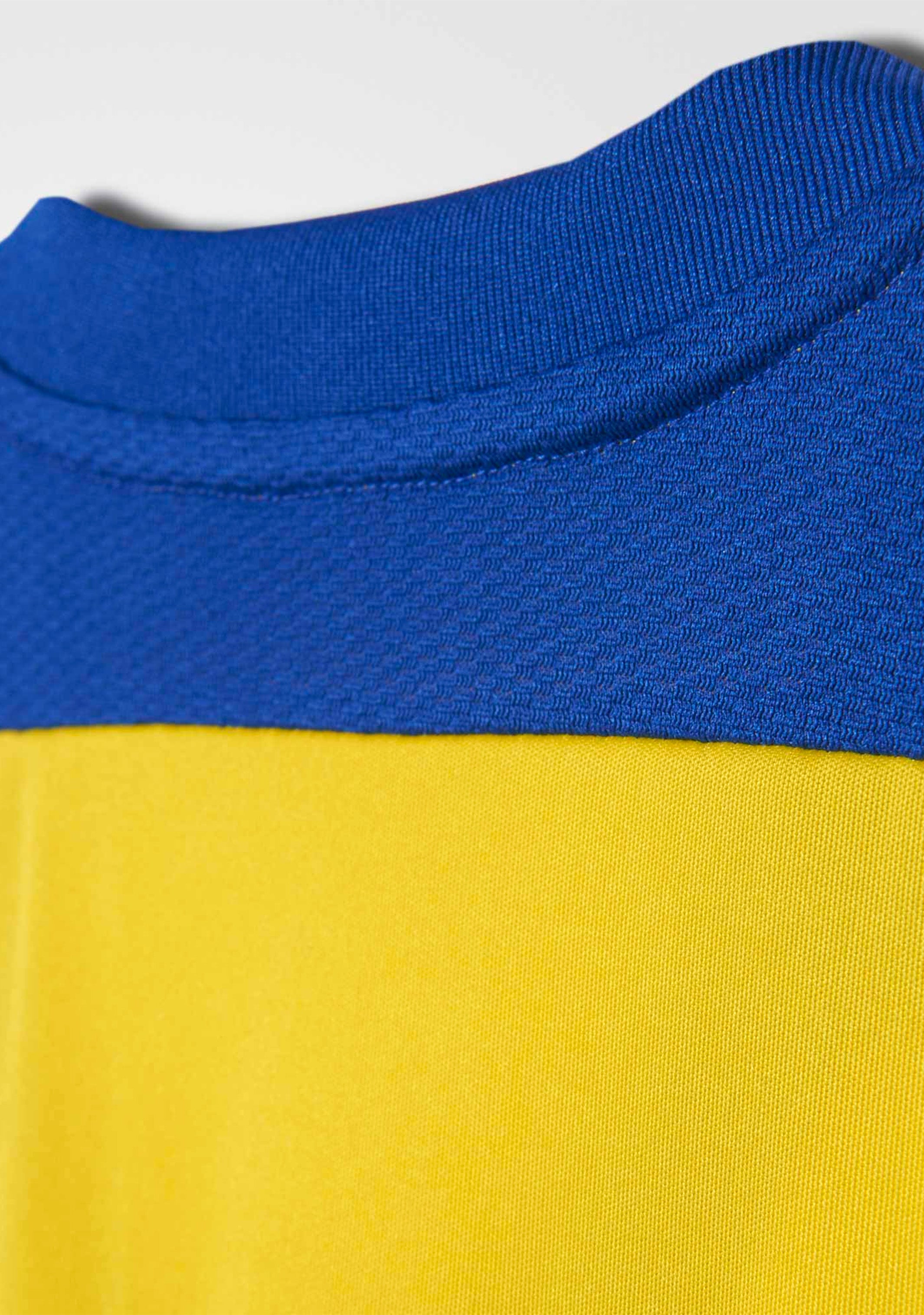 Adidas Men's Striped 15 Soccer Jersey S16142 - Breathable Performance Shirt for Training & Matches - Perfect for Football Fans & Players