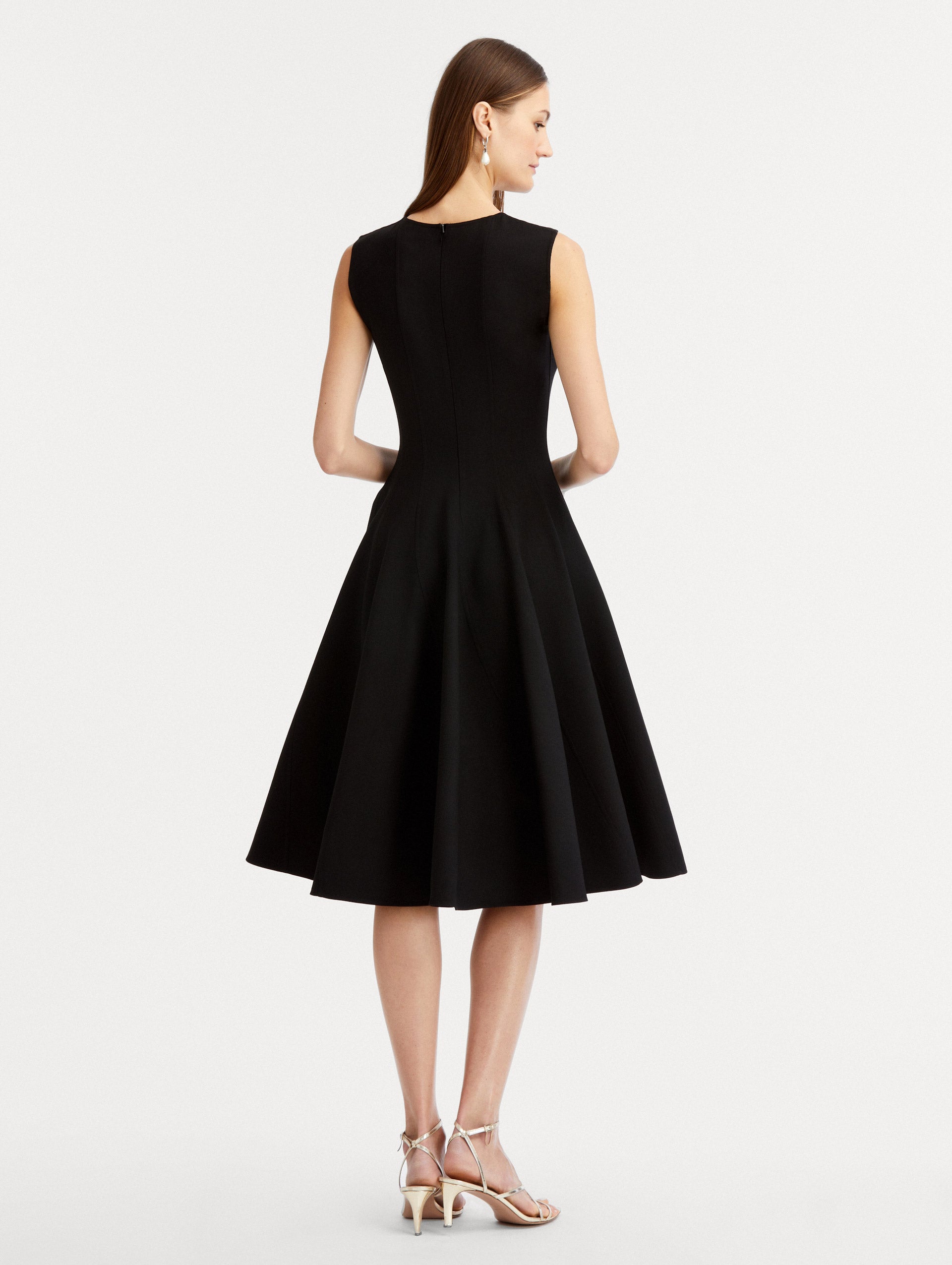 Elegant Curved Seam Detail Dress for Women - Perfect for Office, Party & Special Occasions | Flattering Fit & Stylish Design