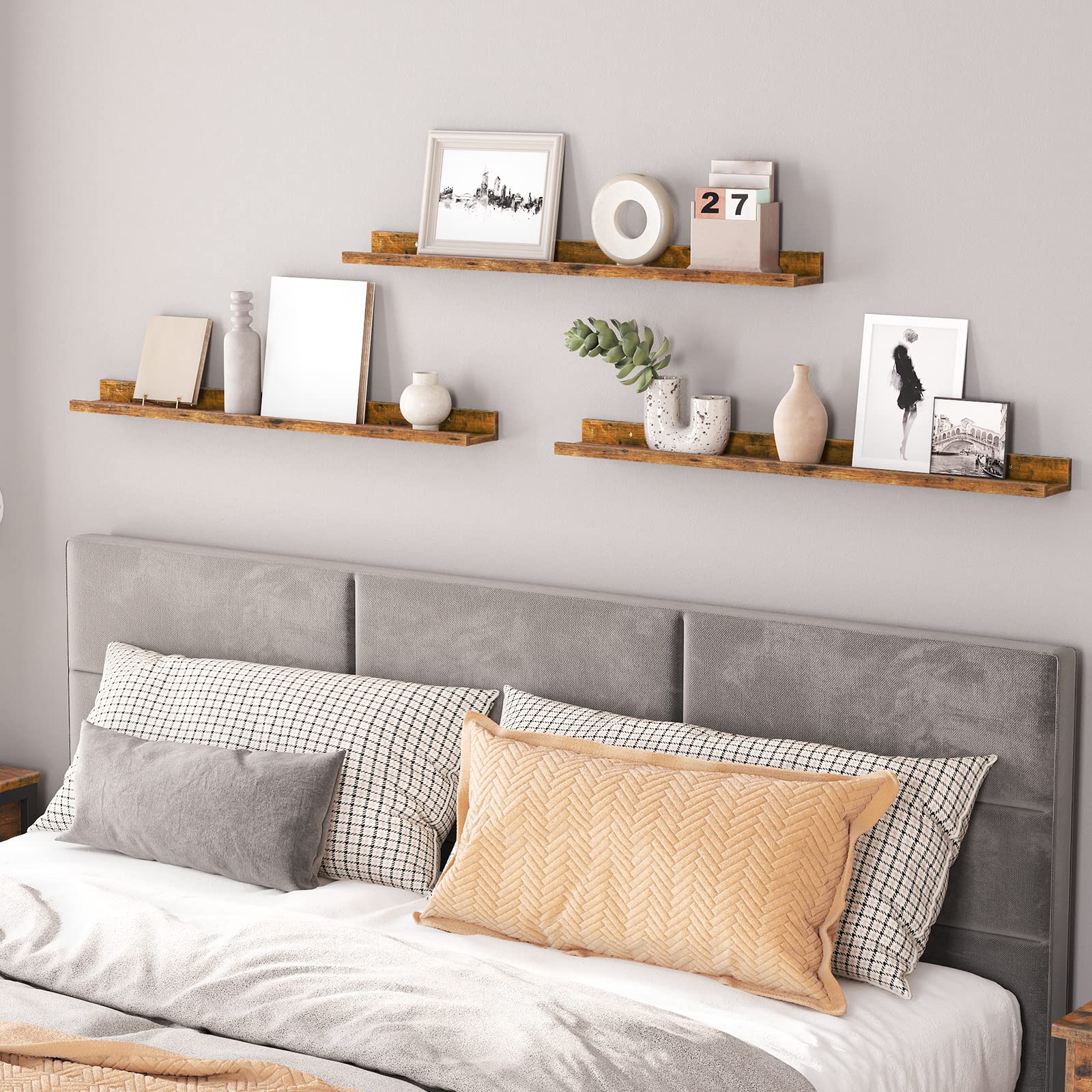 HOOBRO Floating Shelves Set of 3 - 35.4 Inch Wall Mounted Shelves with Raised Edge & Hidden Brackets - Rustic Brown Wooden Shelves for Bathroom, Bedroom, Kitchen, Office & Living Room Decor - Perfect for Displaying Books, Plants, Photos and Home Decor Items