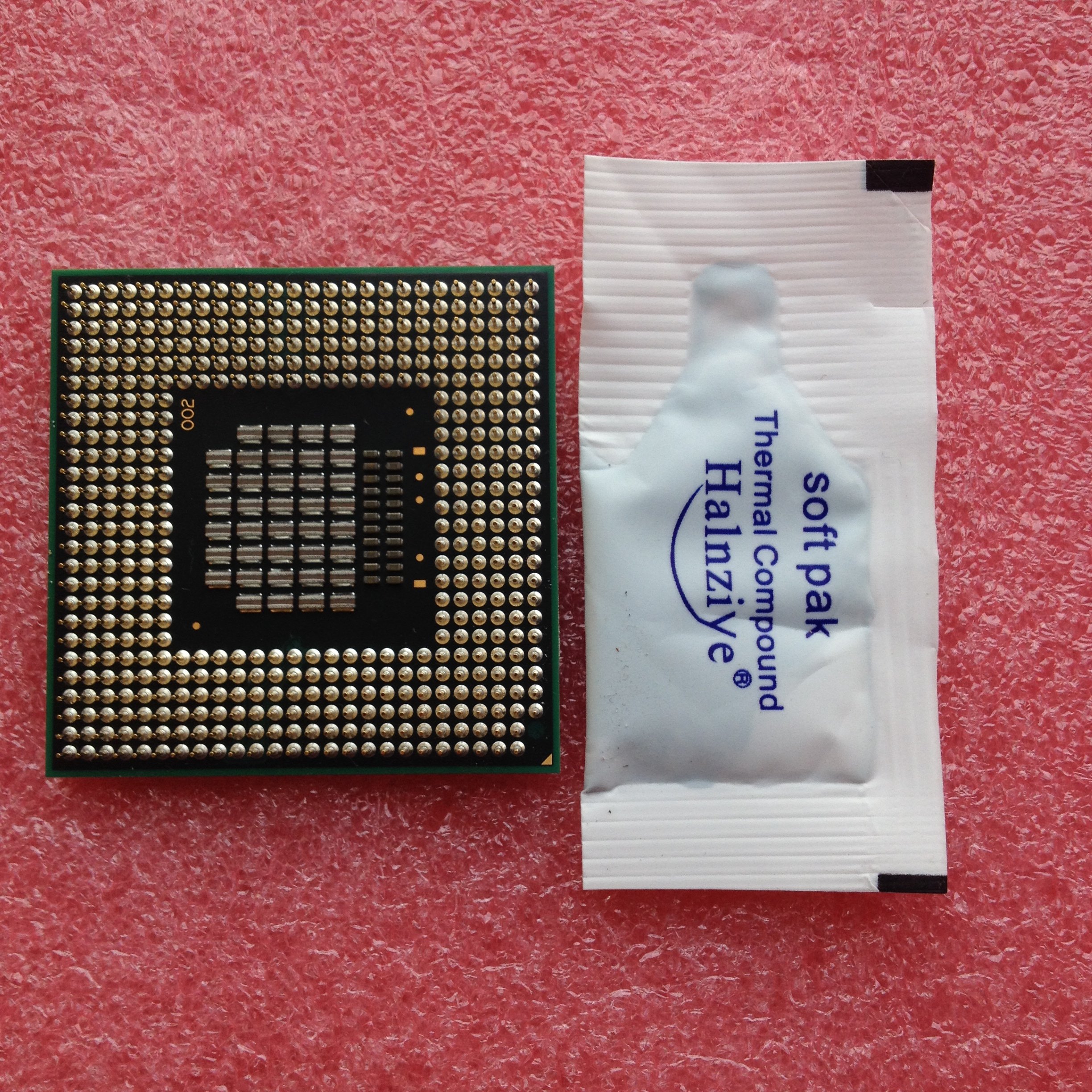 Intel Core 2 Duo T7600 2.33GHz SL9SD Mobile Processor - Dual Core CPU for Laptop Upgrades & High-Performance Computing