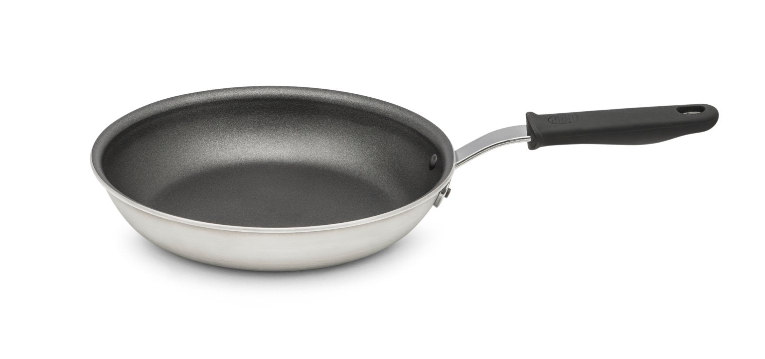 Vollrath 672407 Wear Ever® 7-Inch Aluminum Nonstick Fry Pan with CeramiGuard® II Coating - Silicone Handle for Safer Cooking - Perfect for Omelets, Pancakes & Small Meals