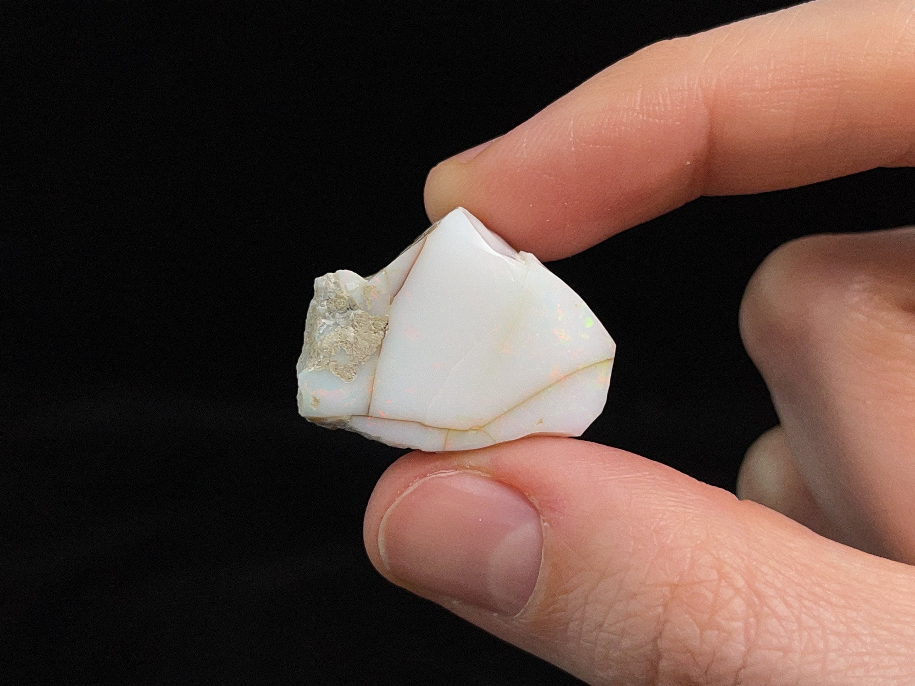 Natural 3A XL Polished Welo Opal Crystal - October Birthstone Jewelry Making, Raw Opal Gemstone for Necklace Pendants, Rings & Healing Crystal Collection (45303)