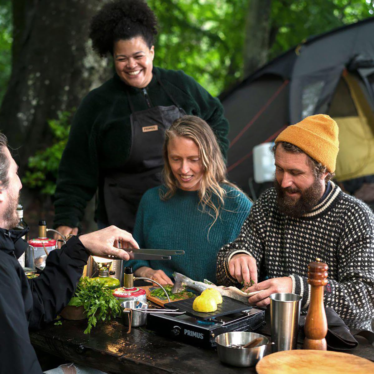 Primus Moja Compact Single Burner Camping Stove - Portable Backpacking Stove for Hiking, Overlanding & Outdoor Adventures | Lightweight Gas Stove with Piezo Ignition | Perfect for Camp Cooking, Picnics & Emergency Preparedness