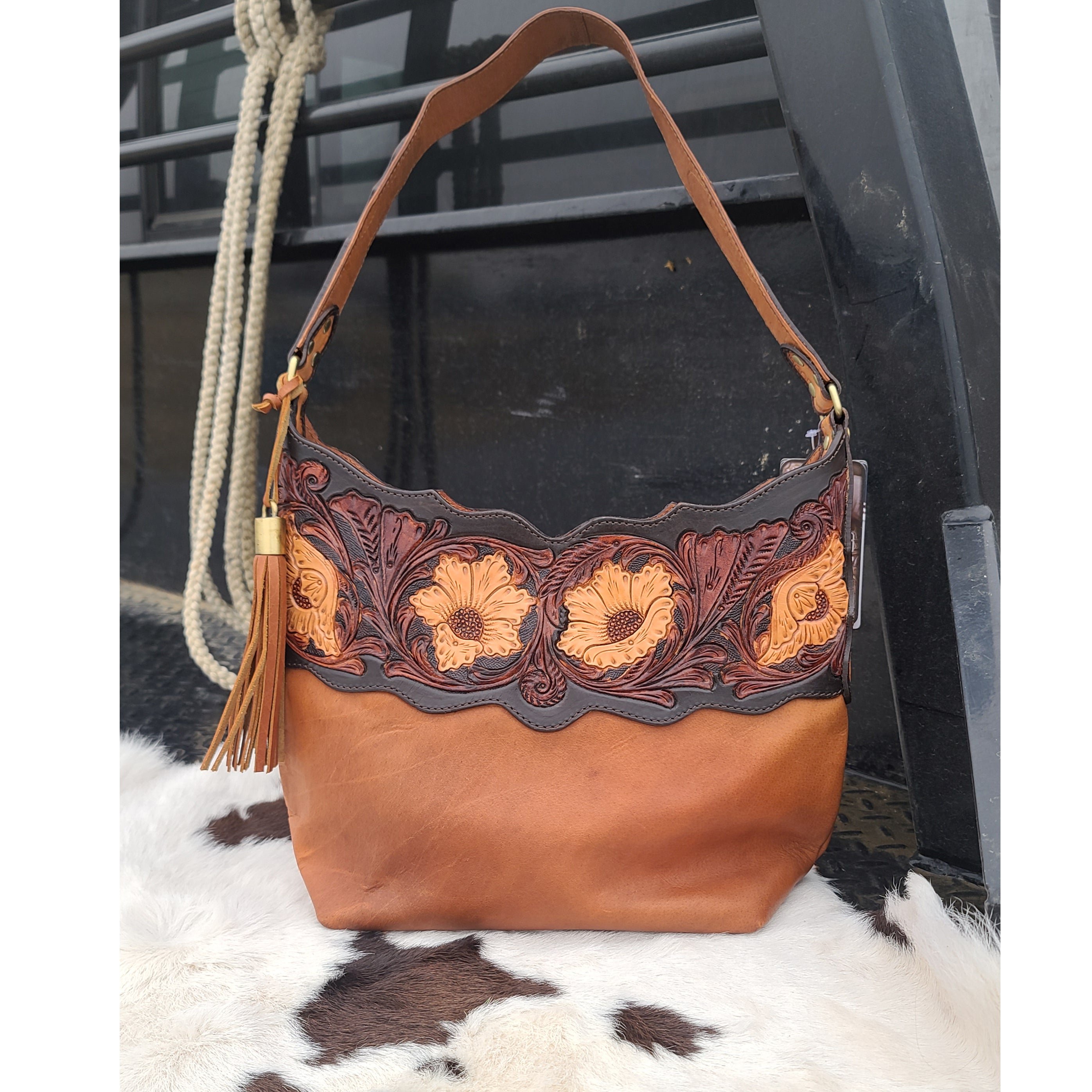 American Darling Conceal Carry Floral Tooled Shoulder Bag for Women - Stylish & Functional Concealed Carry Purse - Perfect for Everyday Use, Travel & Outdoor Activities