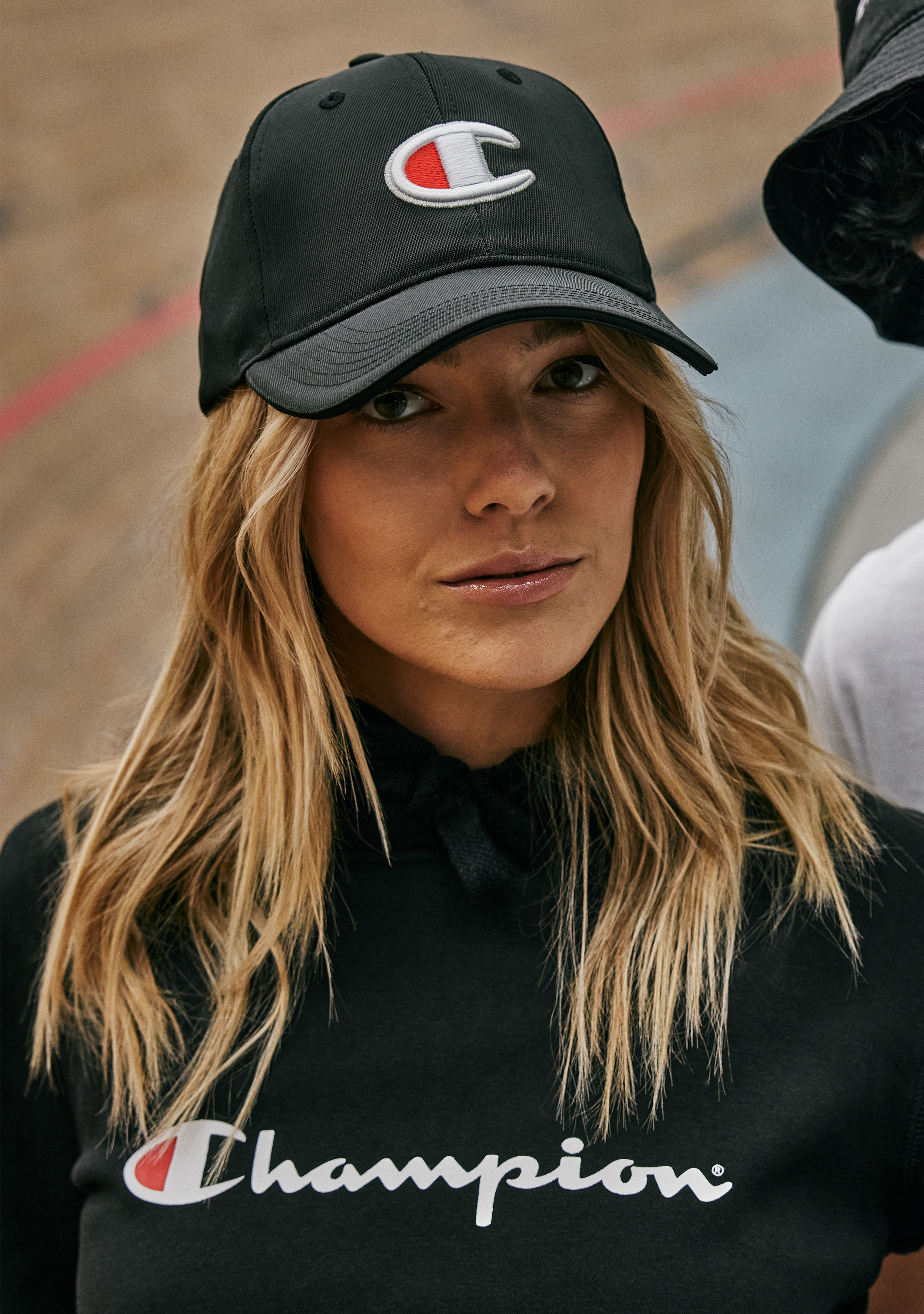 BLK / BLACK