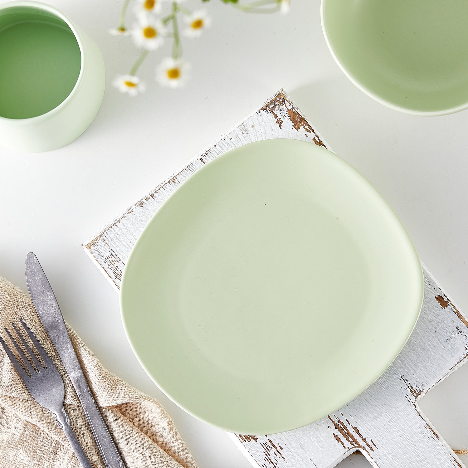 Delilah Porcelain Salad Plate Set of 6 - Elegant Dinnerware for Fine Dining, Parties & Home Decor | Dishwasher Safe & Chip Resistant