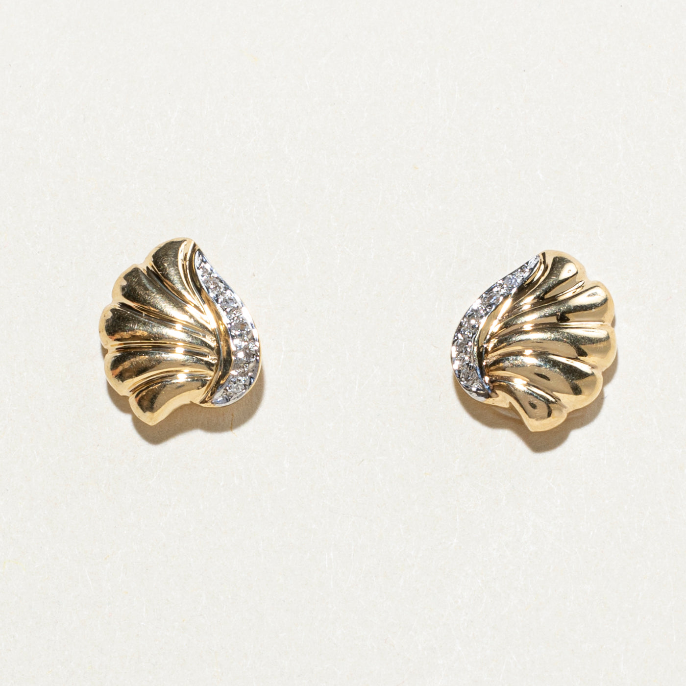 14K Gold Diamond Shell Design Stud Earrings - 0.10ctw Natural Diamonds | Elegant Jewelry for Women, Perfect for Weddings, Parties & Everyday Wear