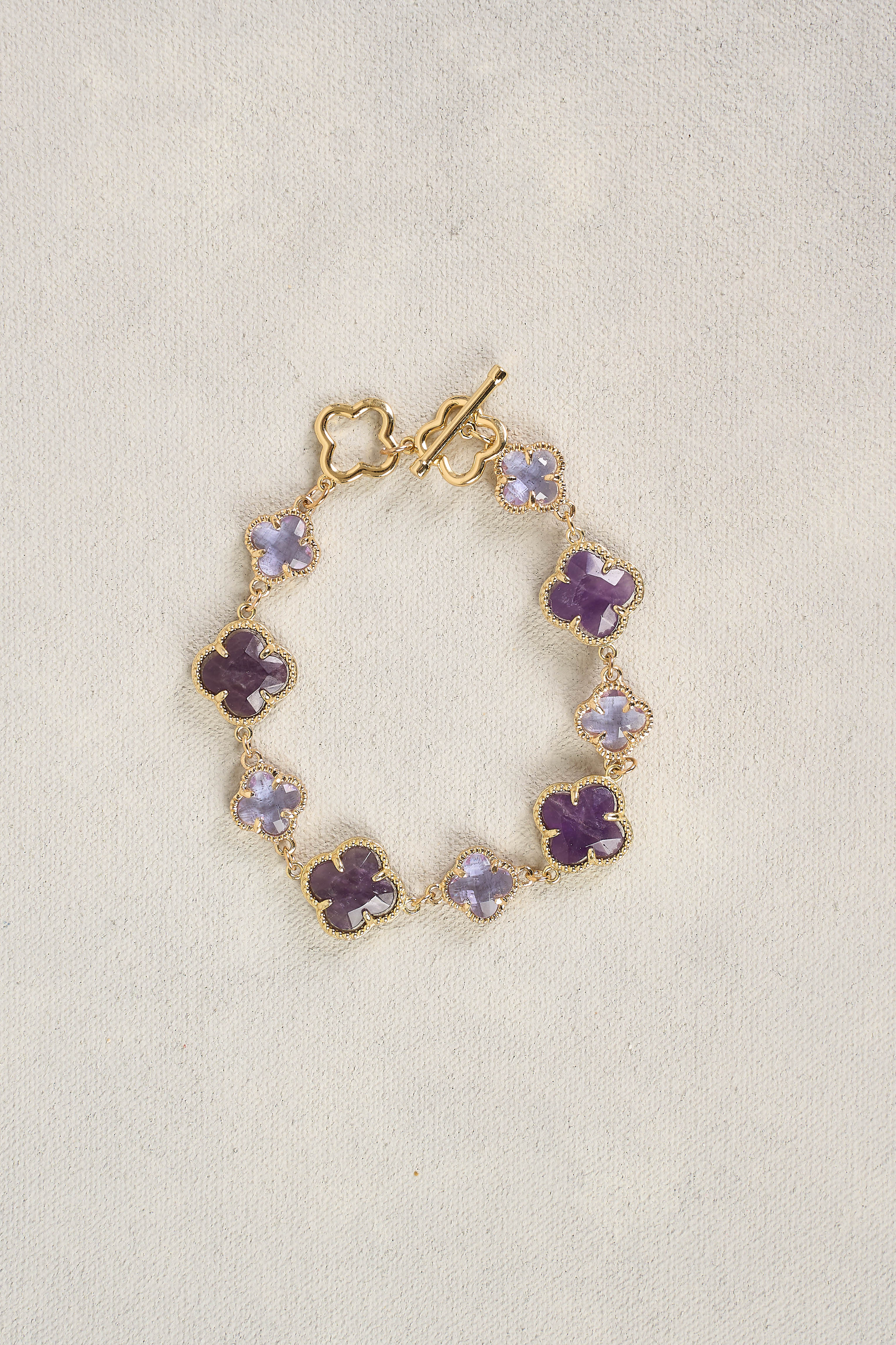 Clover Pendant Bracelet - Lucky Four Leaf Clover Charm Jewelry for Women | Elegant Lilac Color | Perfect for Everyday Wear, Gifts & Special Occasions