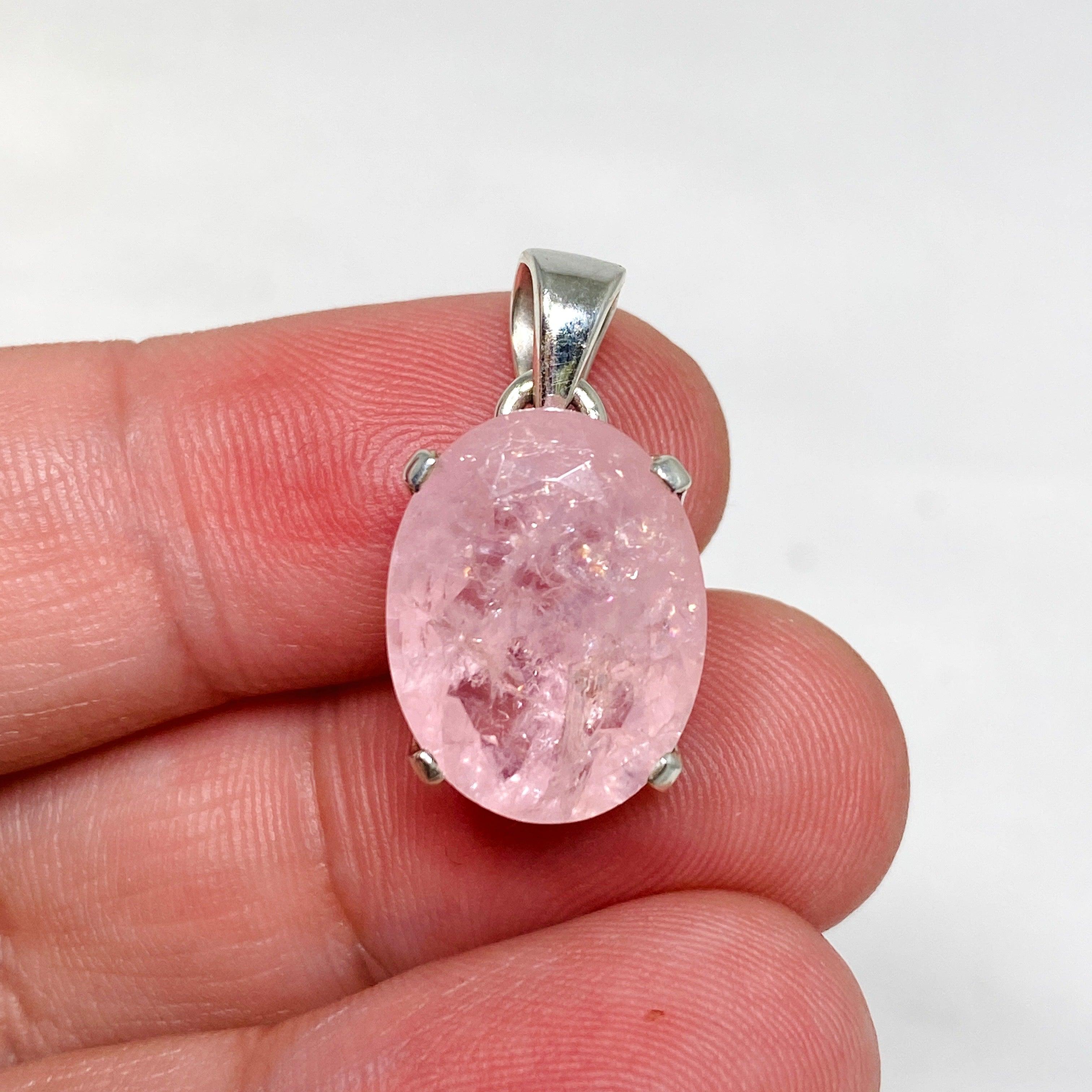 Morganite Faceted Oval Pendant Necklace PPGJ688 - Elegant Jewelry Gift for Women, Perfect for Weddings, Anniversaries & Special Occasions
