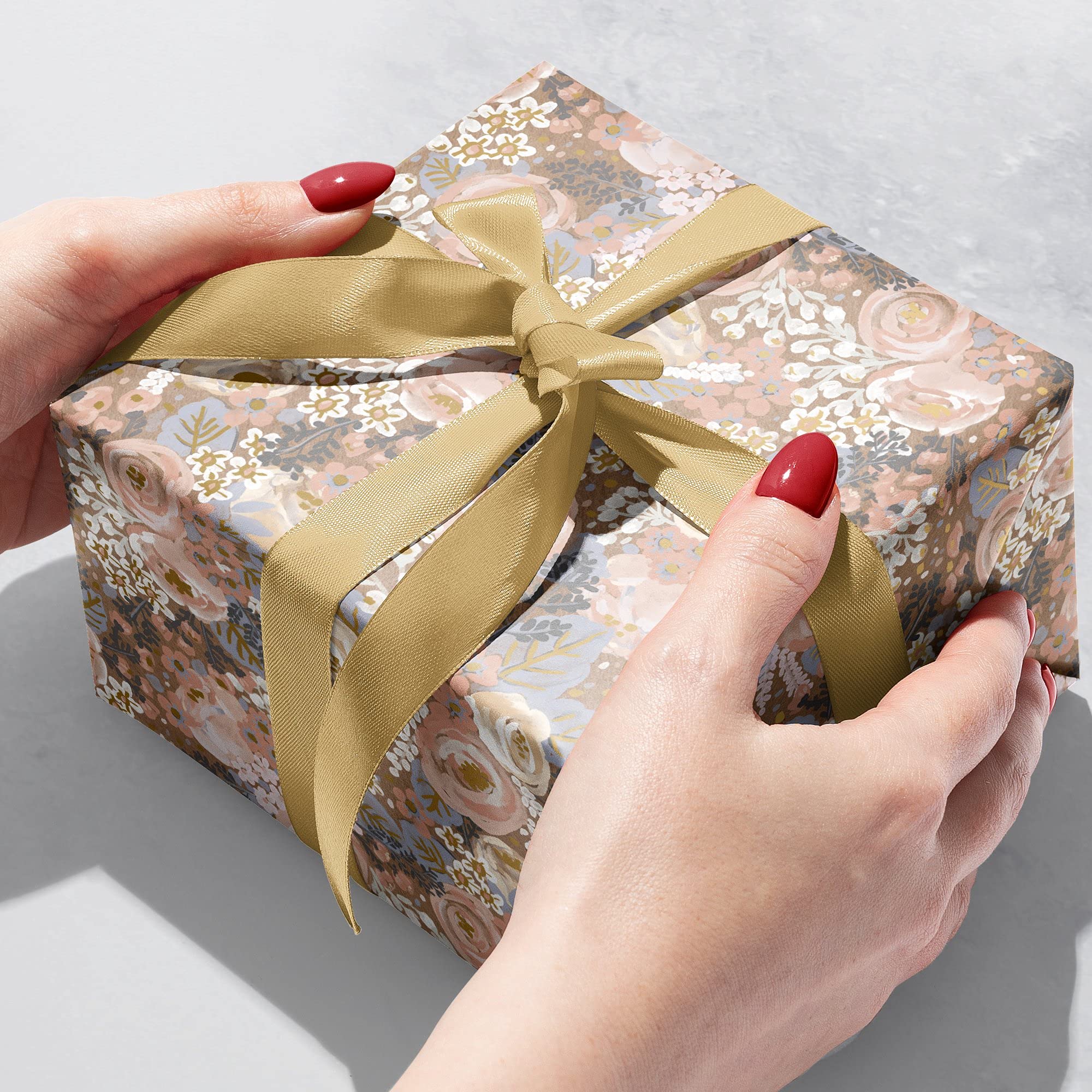 Jillson Roberts Bulk Gift Wrapping Paper - 833 Feet x 30 Inches, Bouquet Design, Full Ream for Holiday, Birthday & Wedding Presents - Perfect for Retail Stores, Gift Shops & Party Decorations