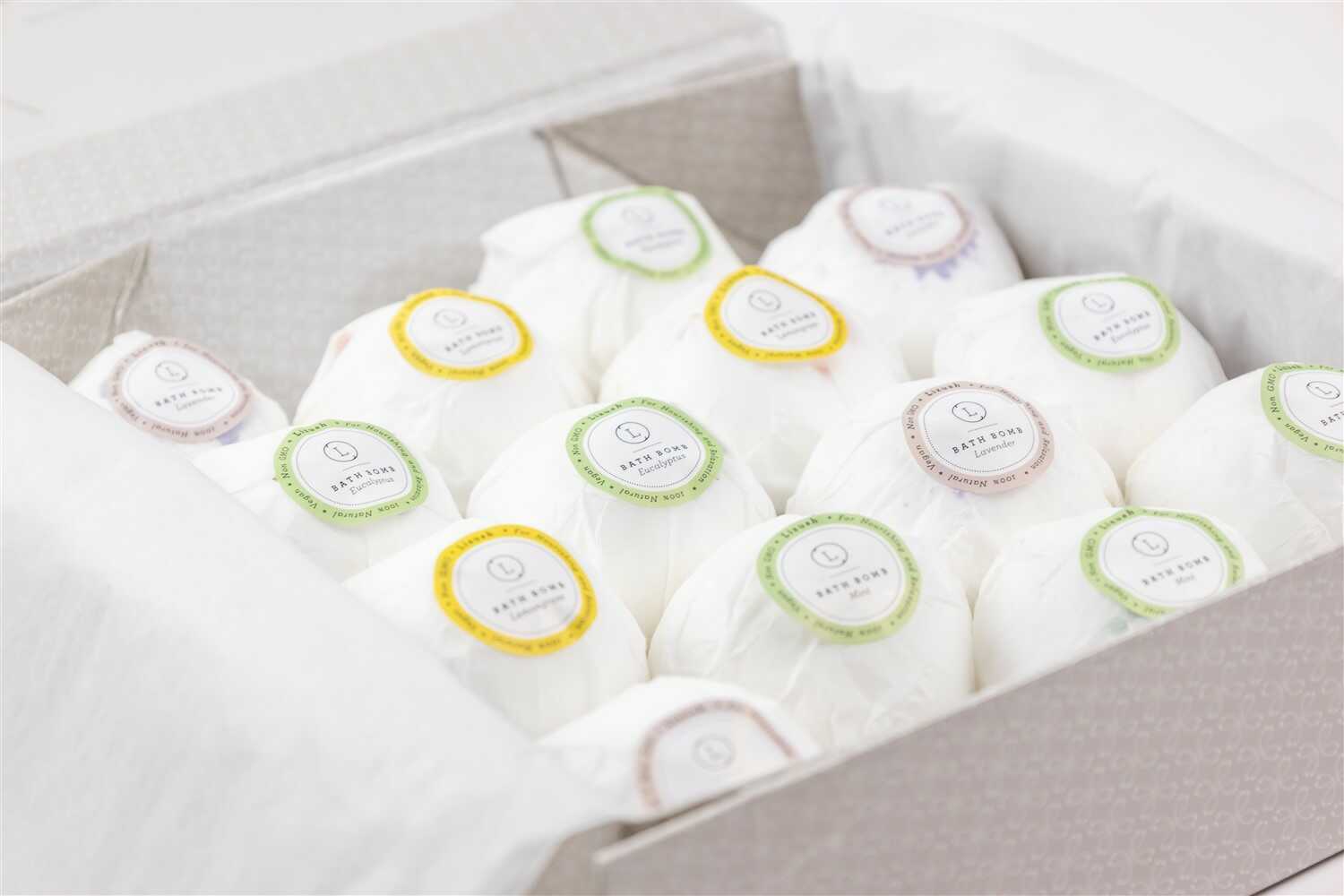 100% Natural Vegan Bath Bombs - 6-Piece Assorted Scents (Lavender, Eucalyptus, Citrus) for Relaxation & Self-Care - Perfect for Spa Nights, Gifts & Stress Relief