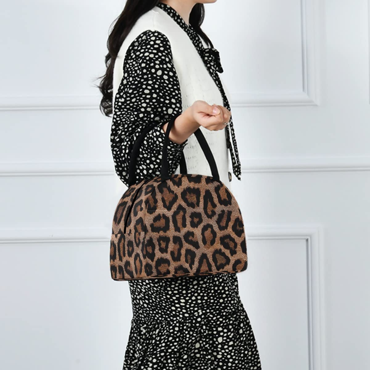 Leopard Print Insulated Lunch Bag for Women & Men - Reusable Cooler Tote for School, Office, Picnic - Leakproof Lunch Box for Kids, Teens & Adults (Perfect for Work, Travel & Outdoor Activities)