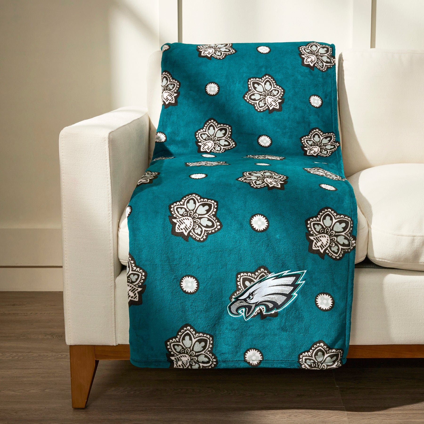 NFL Oversized Throw Blanket - Soft & Cozy Football Blanket for Adults - Perfect for Game Day, Camping & Home Decor (Team Logo Options)