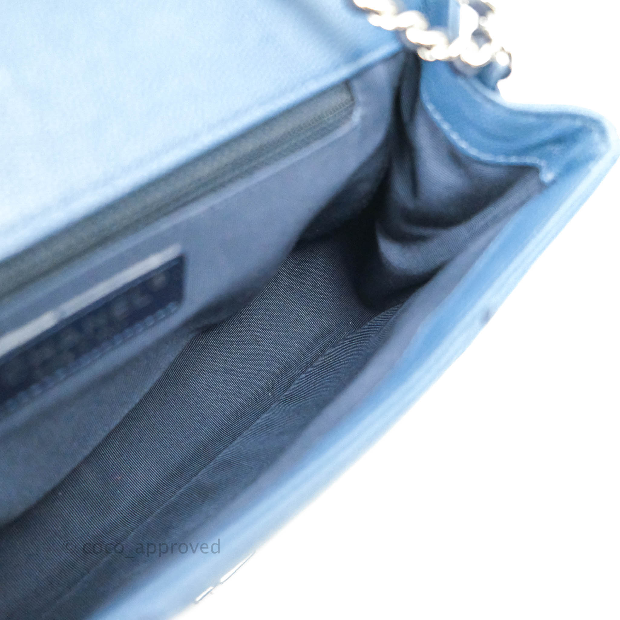 Chanel CC Chevron Flap Bag in Navy Caviar Leather with Silver Hardware - Luxury Shoulder Bag for Women, Perfect for Evening Events & Date Nights